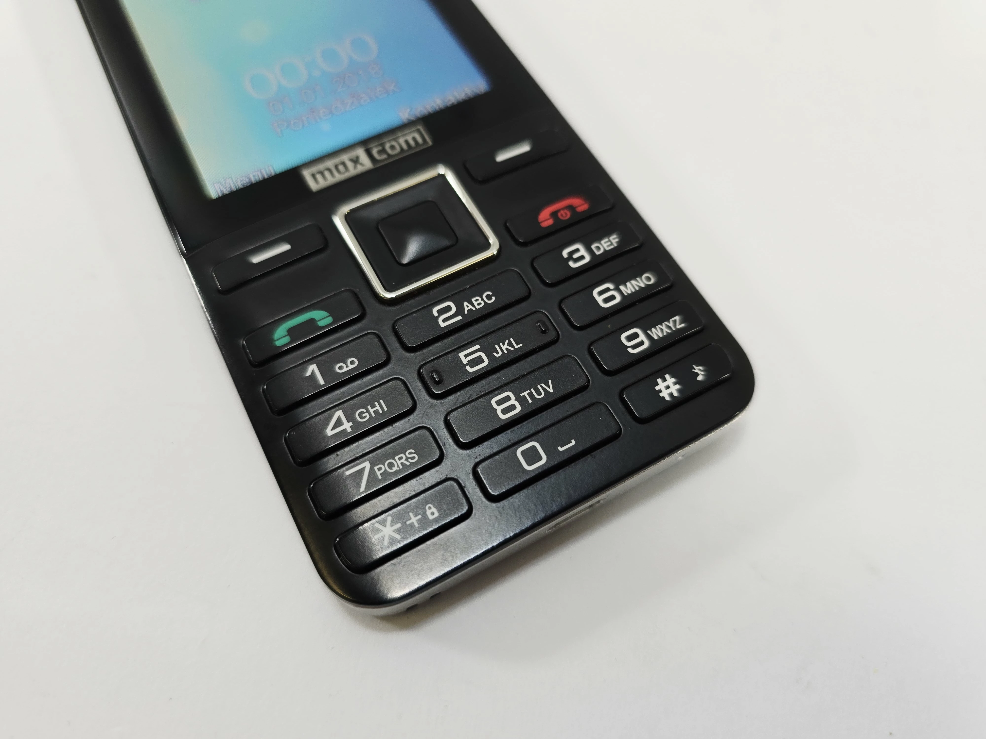 telefon-komorkowy-maxcom-mm236-czarny-stan-11323-2
