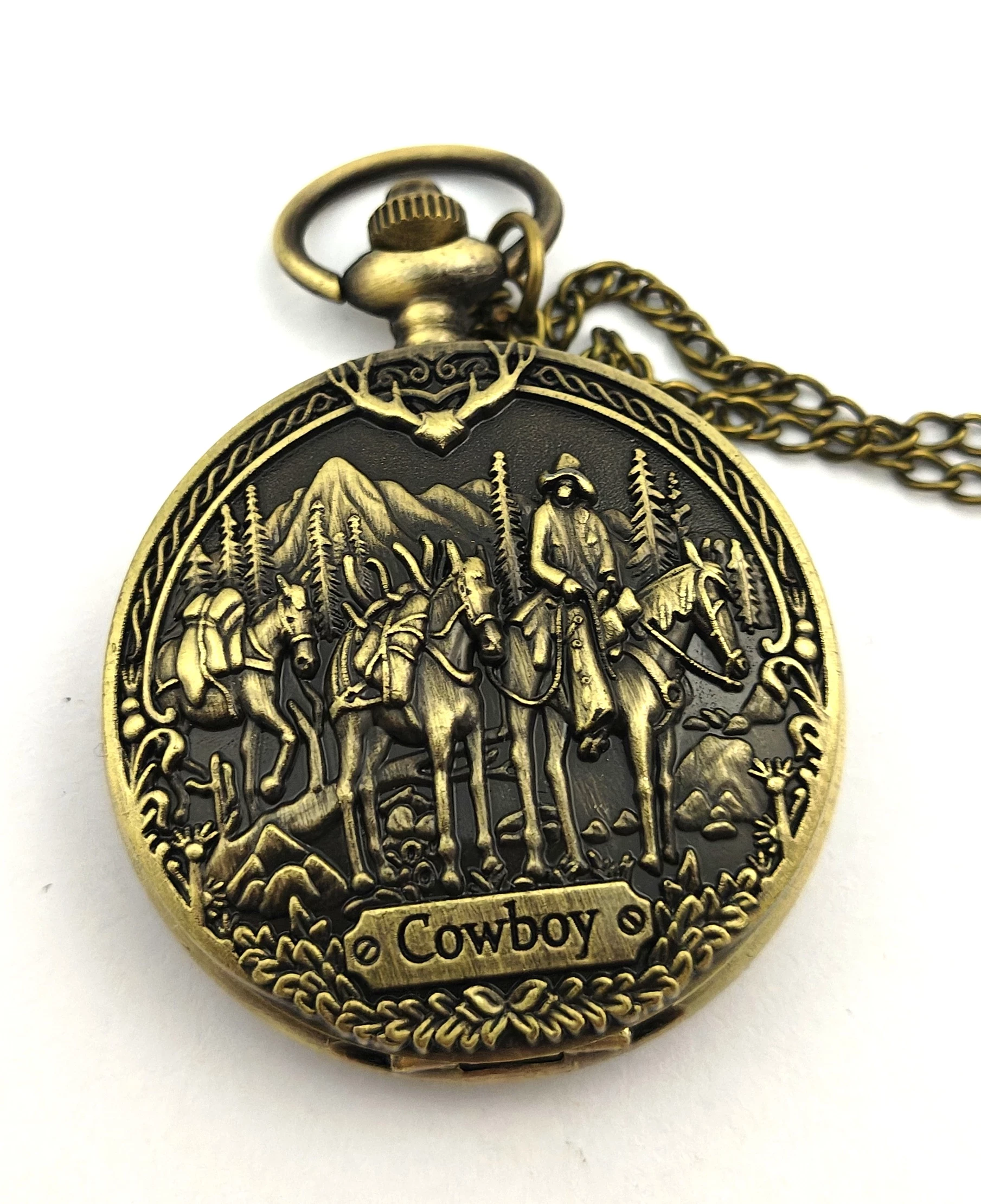 zegarek-kieszonkowy-na-lancuszku-sikor-z-dewizka-cowboy-mechanizm-18738-1