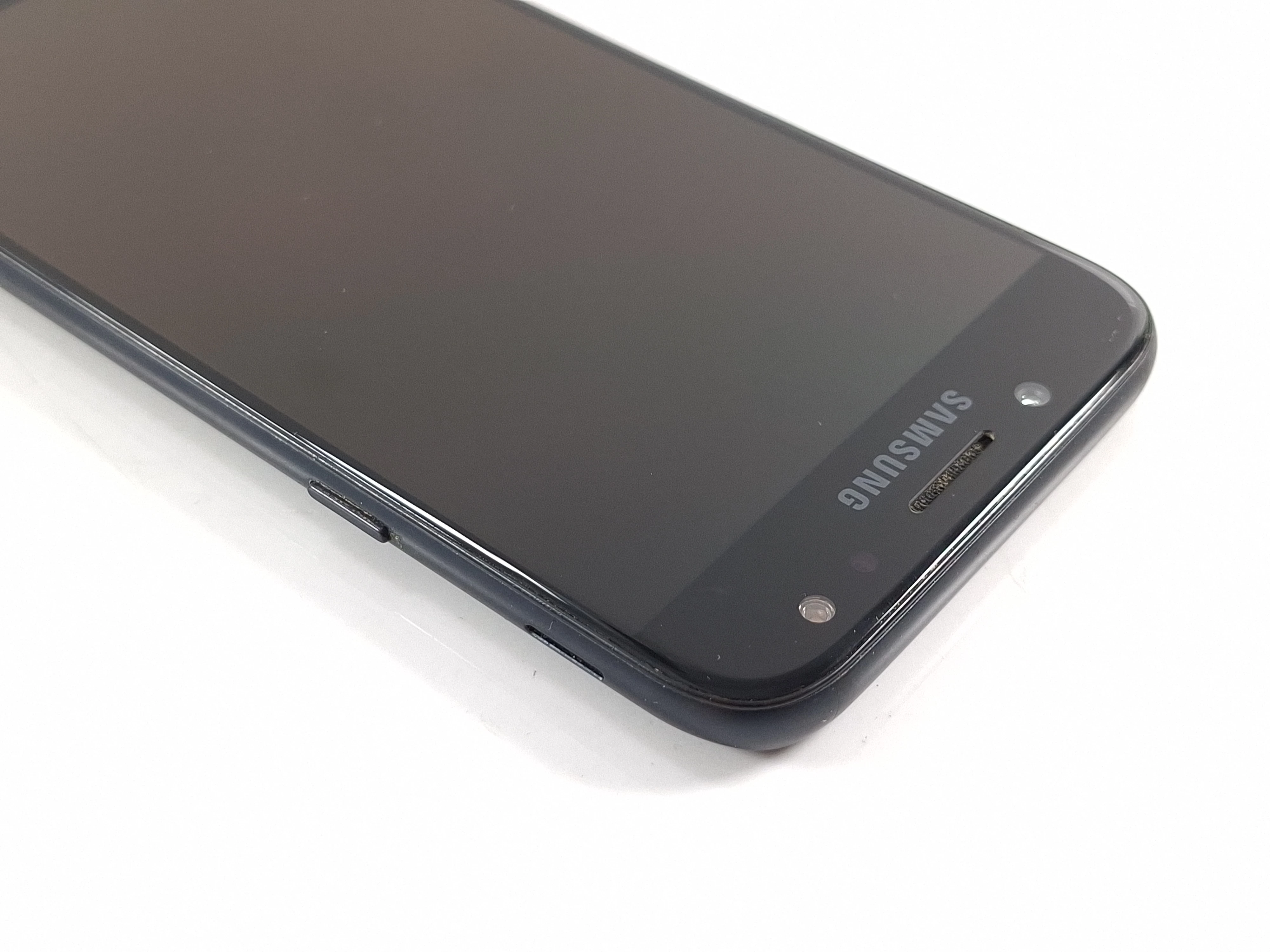 telefon-samsung-galaxy-j5-2gb16gb-czarny-stan-11323-2