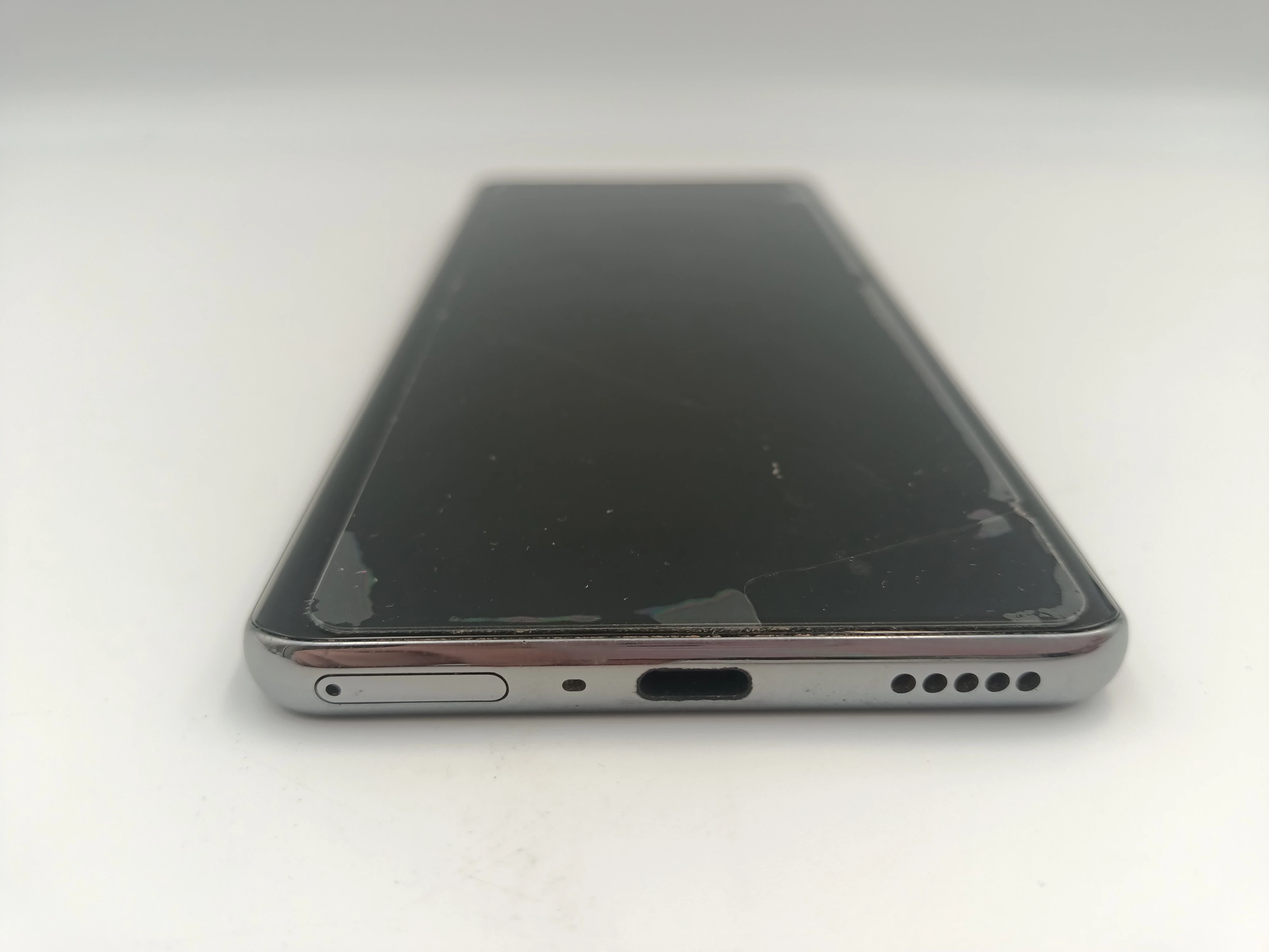 telefon-oppo-reno-10-pro-5g-12gb256gb-przekatna-ekranu-670