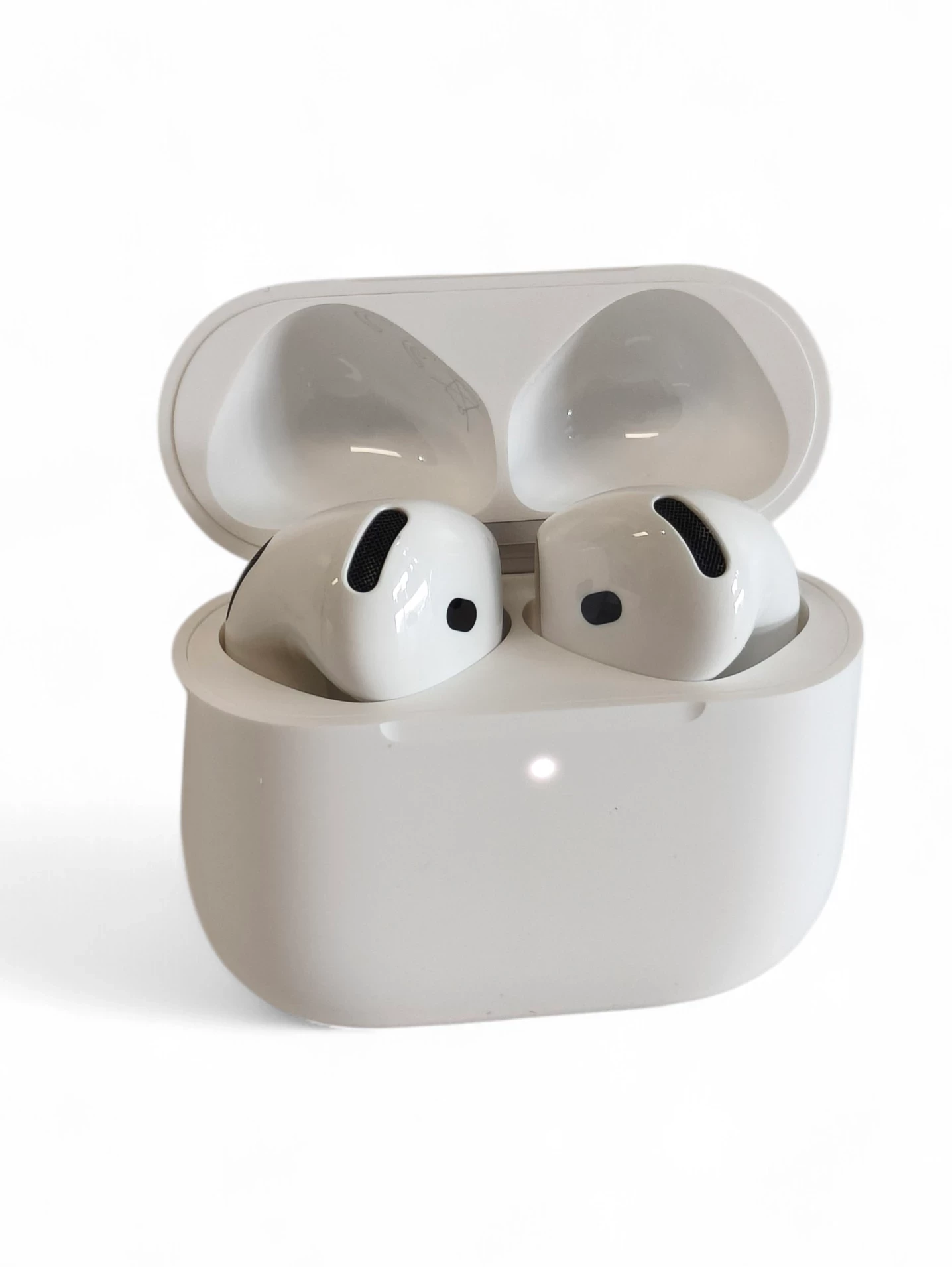 oryginalne-sluchawki-bezprzewodowe-apple-airpods-4-anc-ideal-kolor-dominujacy-129357-2
