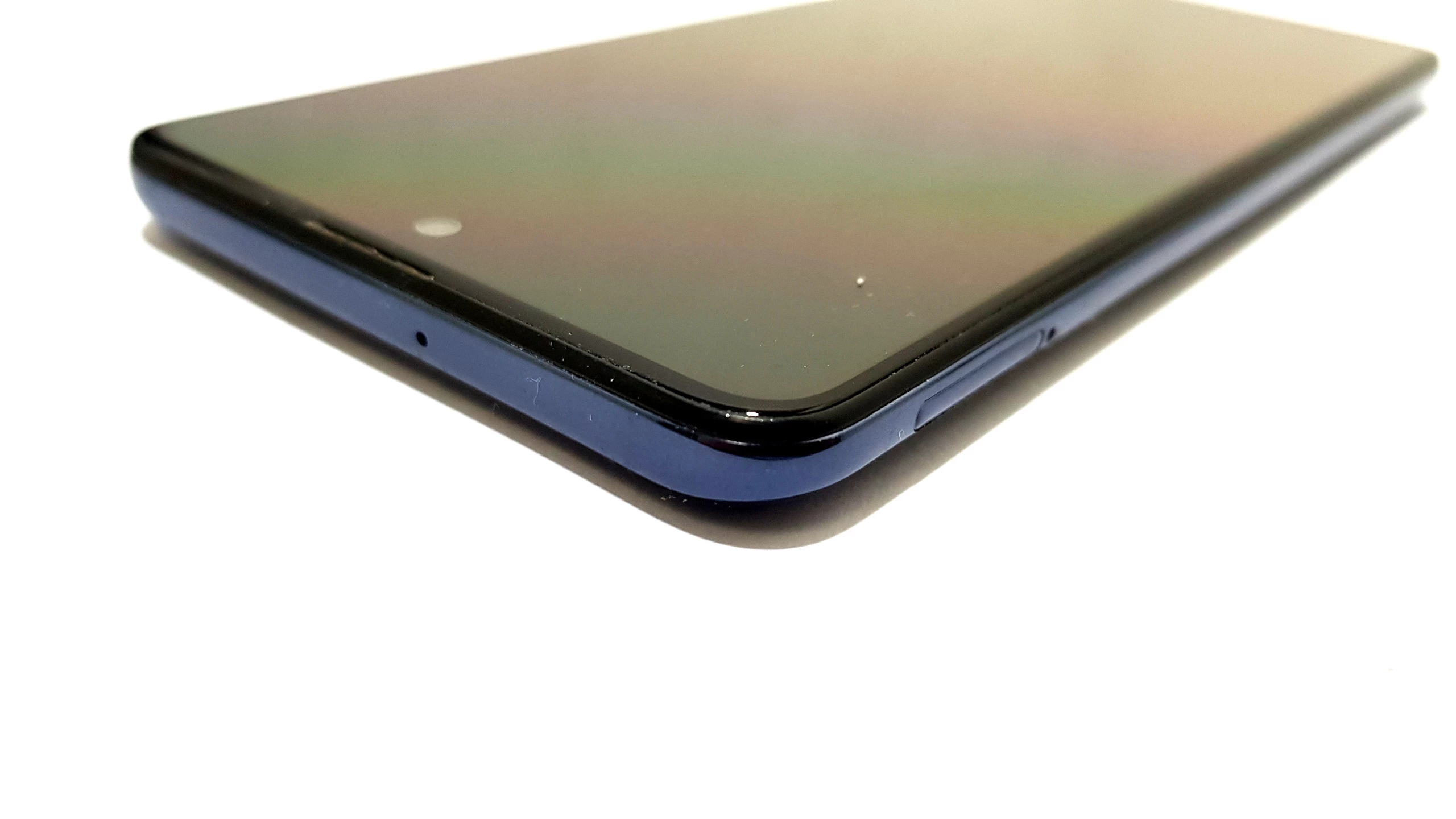 telefon-samsung-galaxy-a51-4gb128gb-przekatna-ekranu-650