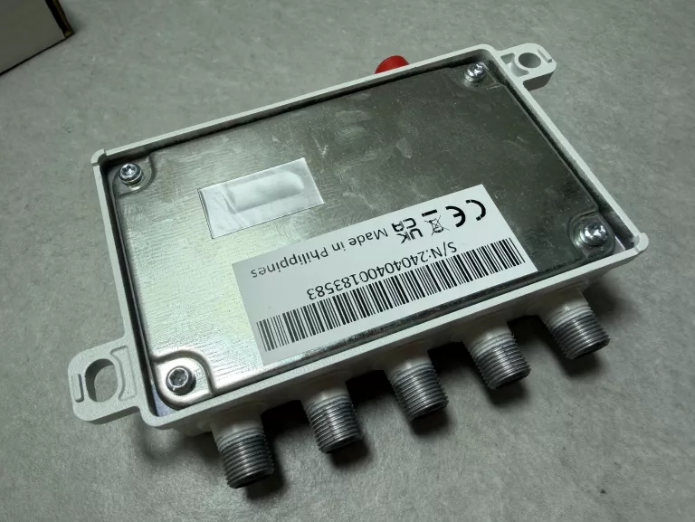 satelitarny-odbiornik-optyczny-gi-fibre-irs-gtumkiii-quatro-stan-11323-2