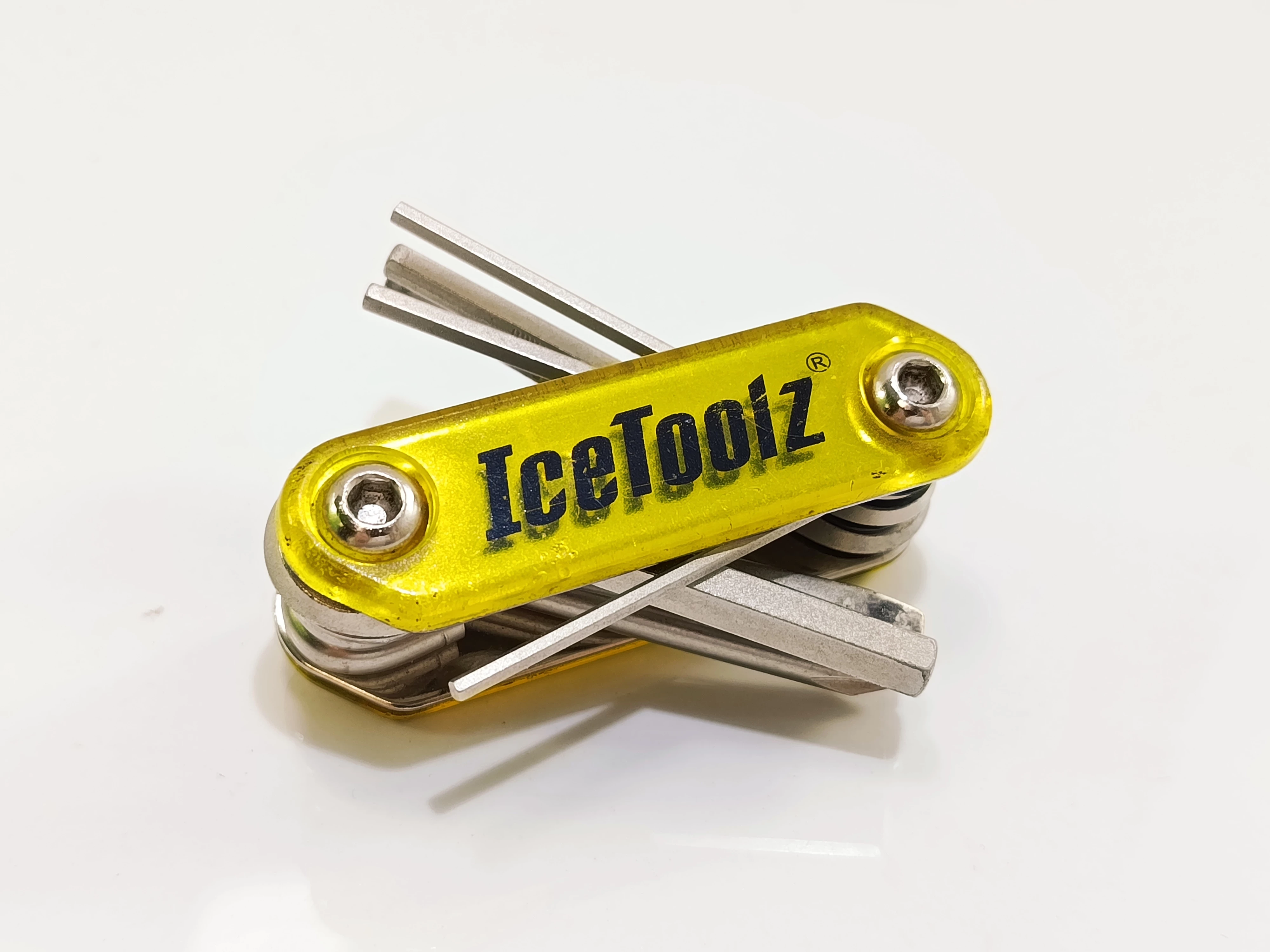 klucz-icetoolz-multitool-glowna-62-poznan-ska-x