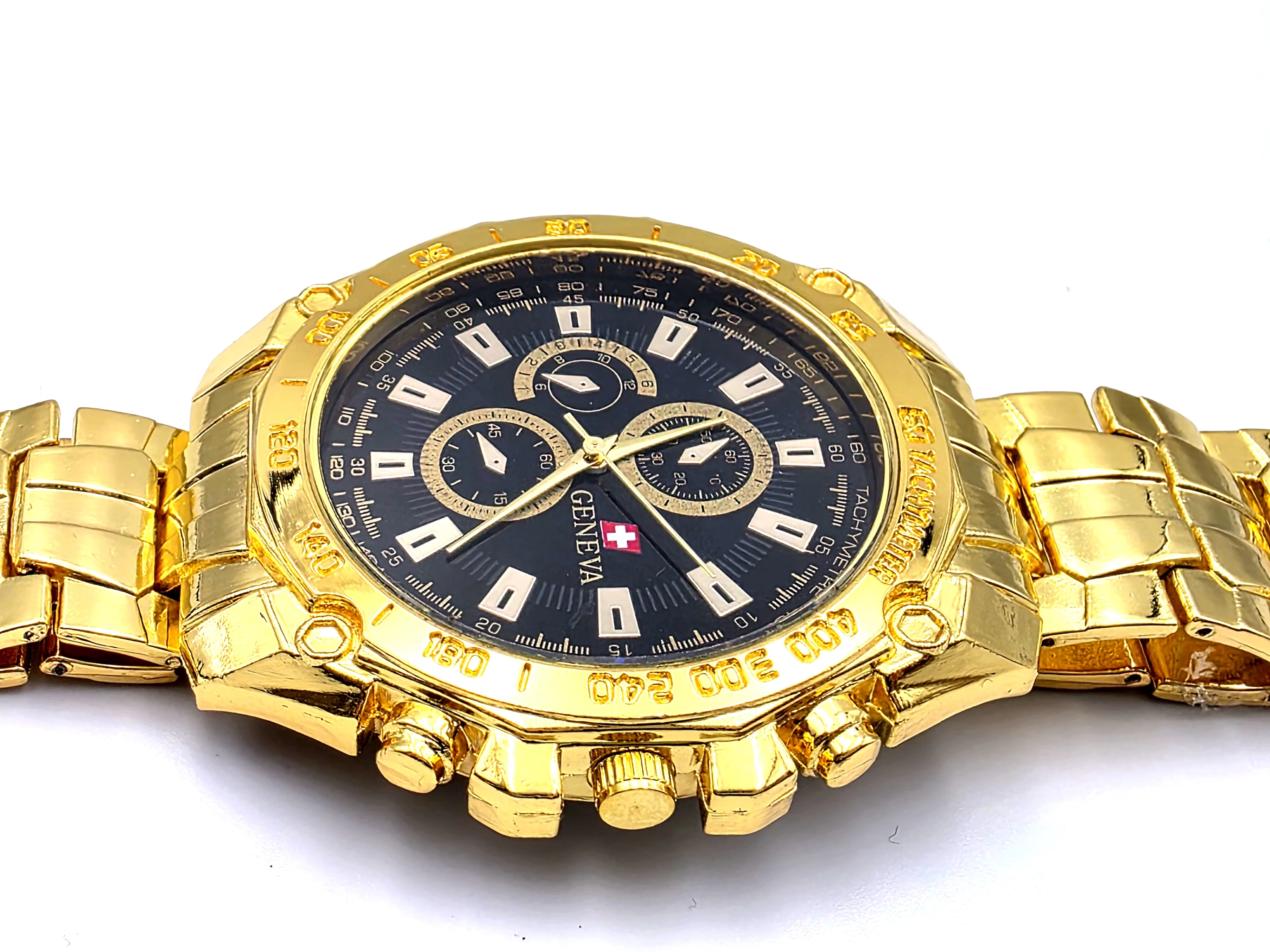 zegarek-meski-na-bransolecie-g3n3v4-funkcje-220-2097152