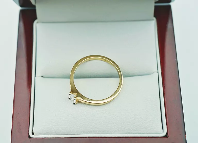 zloty-pierscionek-z-cyrlonia-14k-585-198g-r11-kolor-249512-1647429