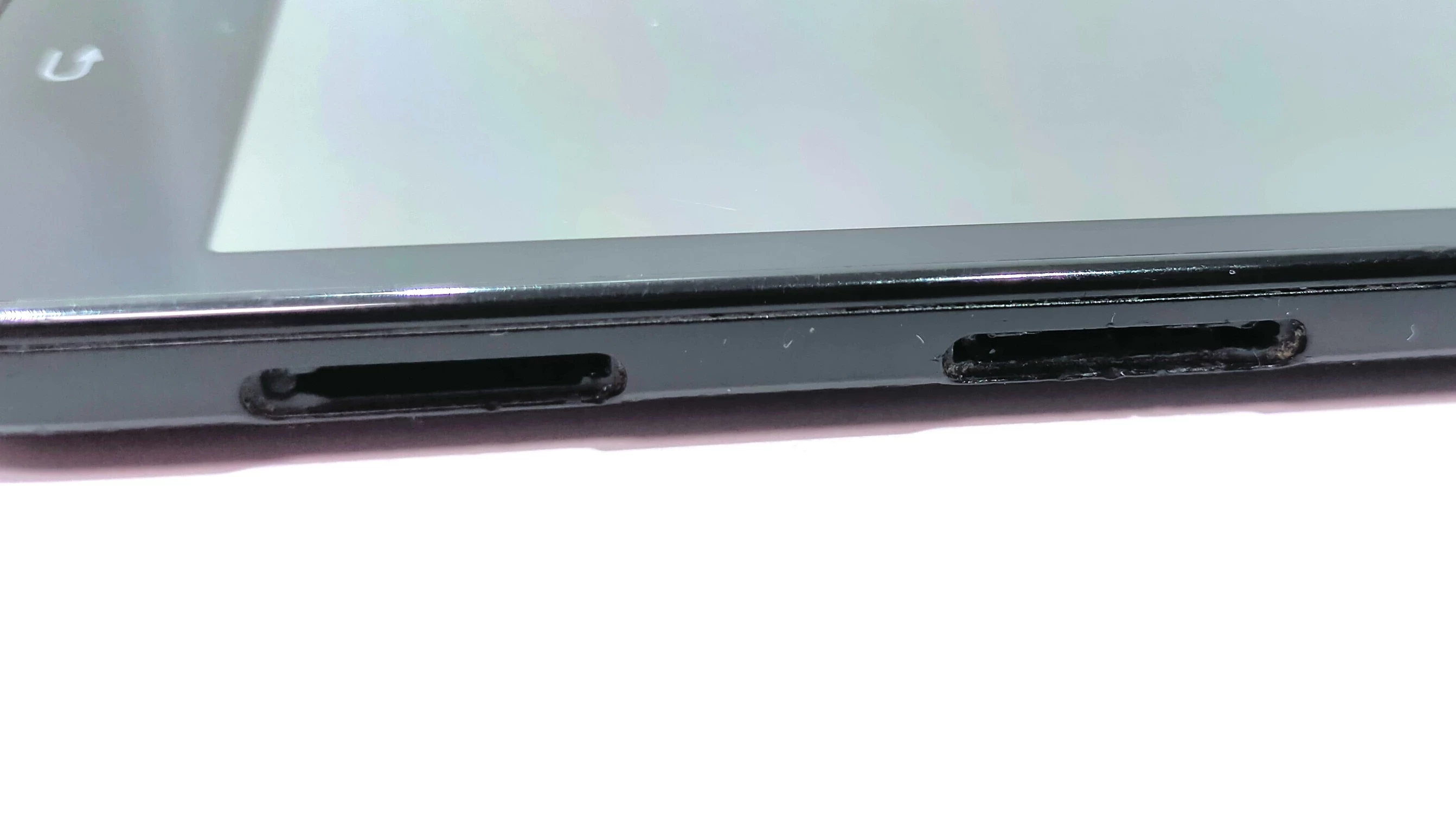 tablet-samsung-sm-t235-8gb-system-operacyjny-16332-1