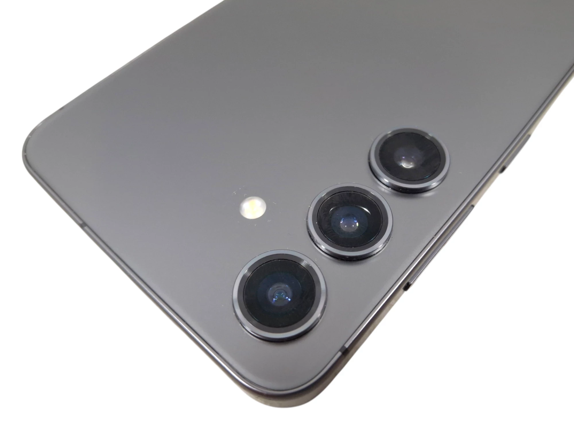 samsung-galaxy-s24-8256gb-stan-11323-2