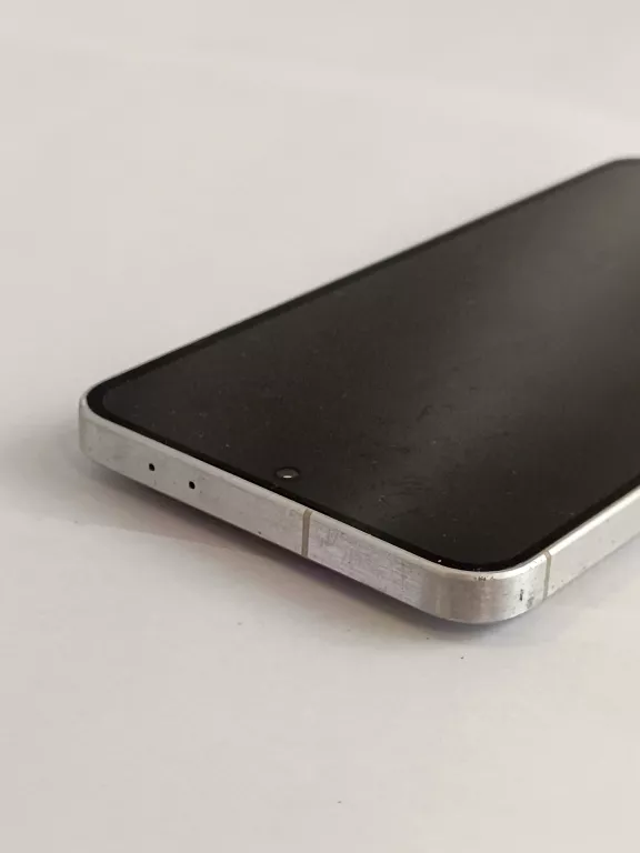 telefon-samsung-a56-5g-przekatna-ekranu-670