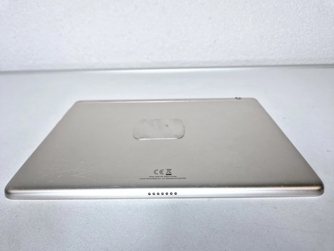 tablet-huawei-mediapad-t3-10-16gb-zbity-ekran-kod-producenta-53018518