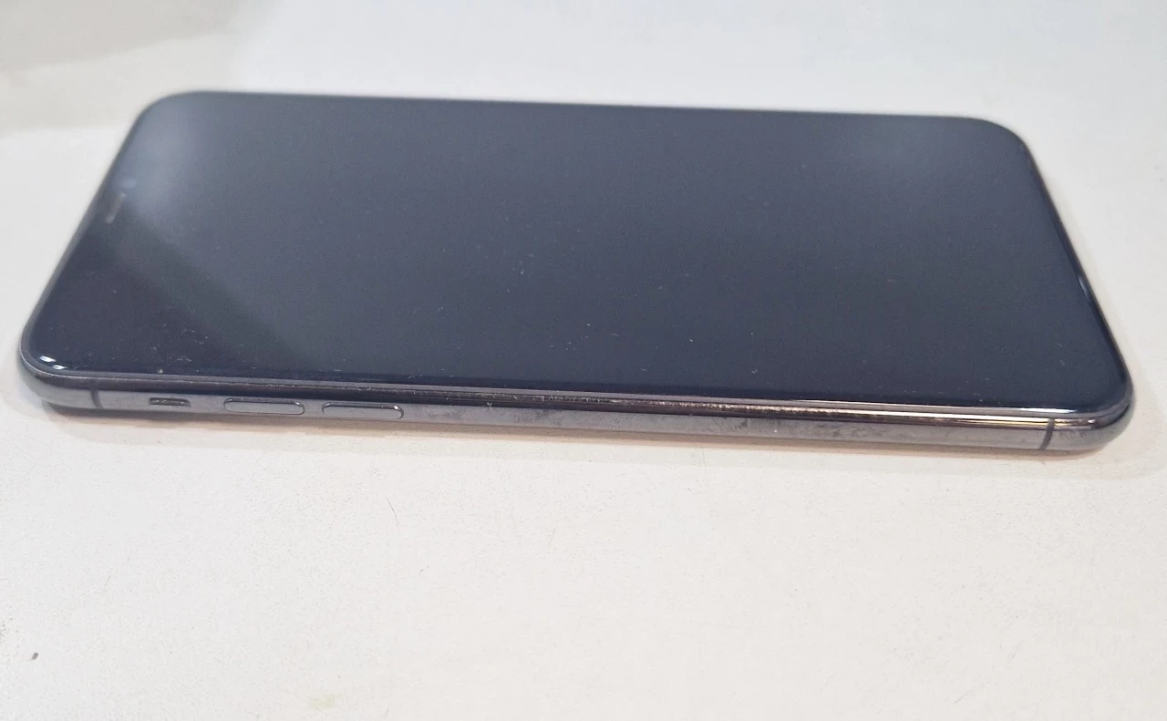 apple-iphone-11-pro-max-64gb-bat-73-pamiec-ram-202865-214121