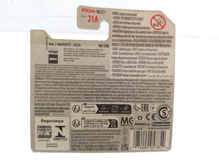 hot-wheels-nissan-skyline-gt-r-stan-11323-2