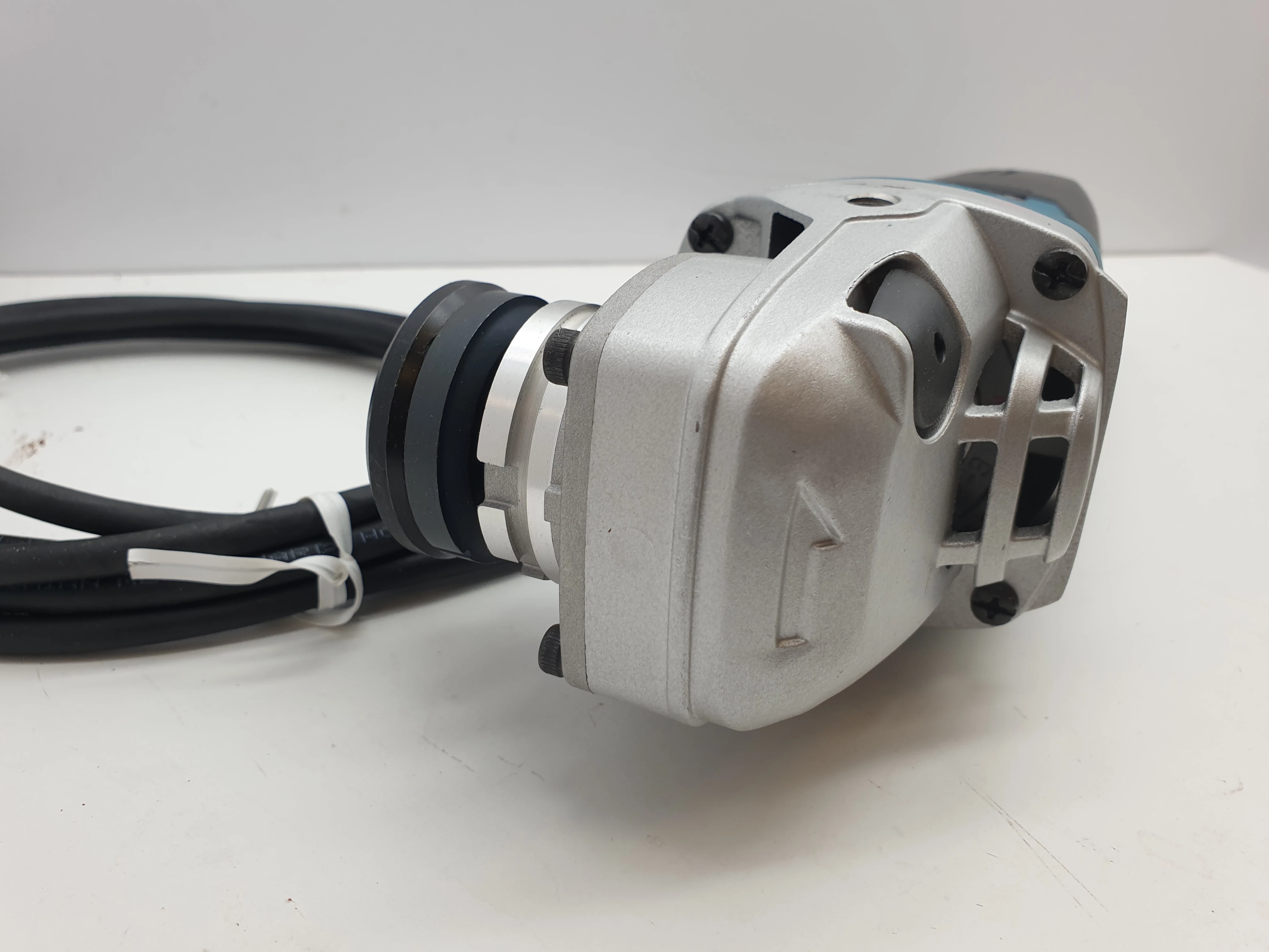 makita-9565hrz-szlifierka-katowa-1100w-125mm-miekki-start-duzo-mocy-kod-producenta-9565hr