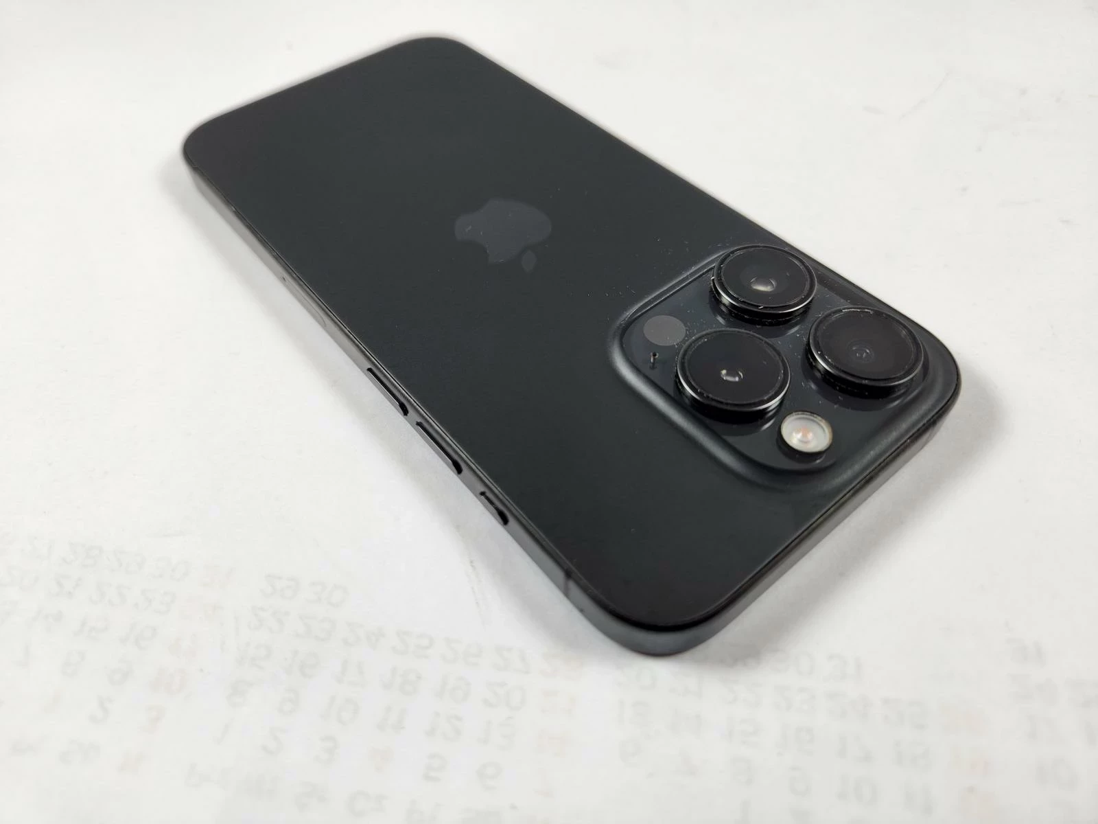 apple-iphone-15-pro-128gb-bateria-91-wbudowana-pamiec-202869-214185