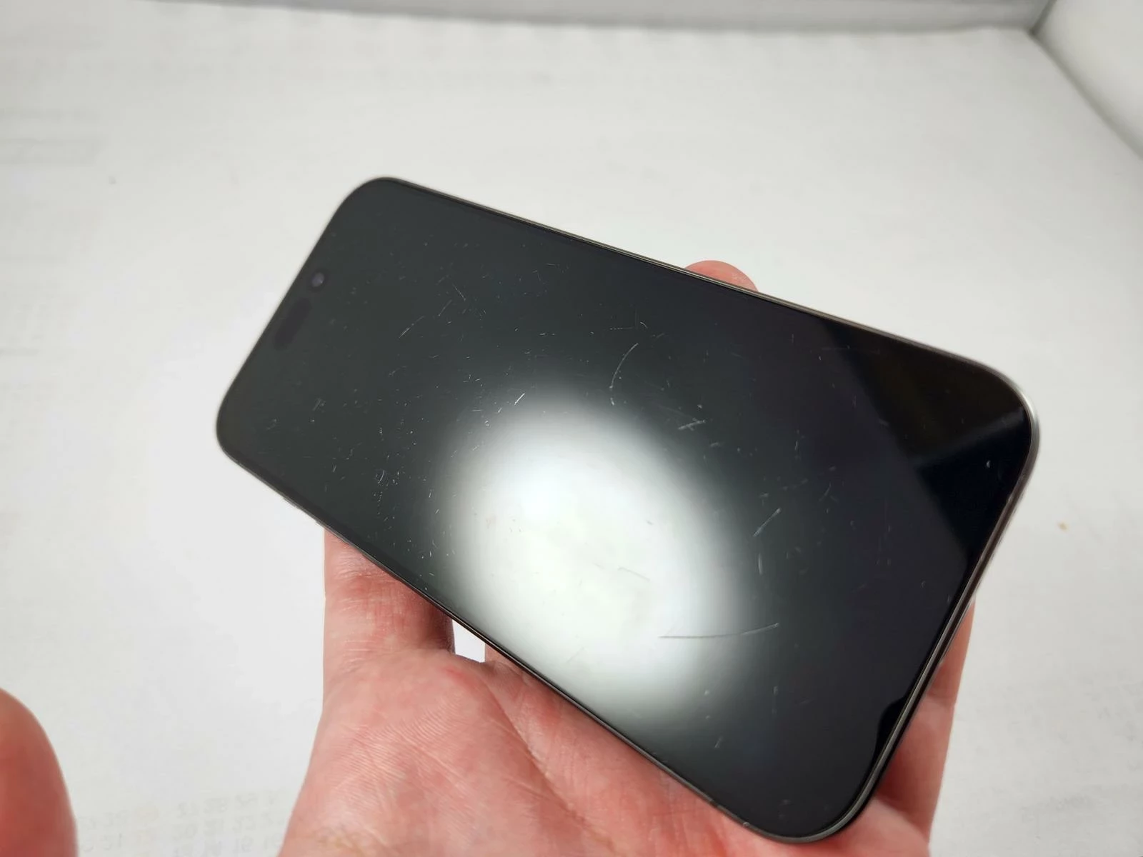 apple-iphone-15-pro-128gb-bateria-91-komunikacja-219-2