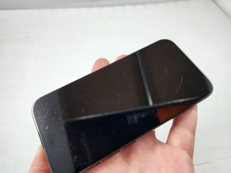 apple-iphone-15-pro-128gb-bateria-91-transmisja-danych-217-2048