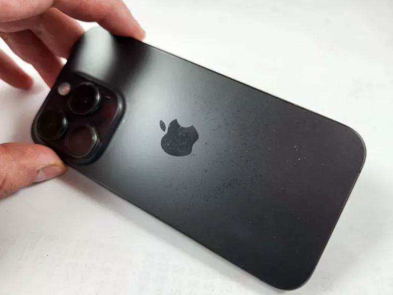 apple-iphone-15-pro-128gb-bateria-91-system-operacyjny-4388-7