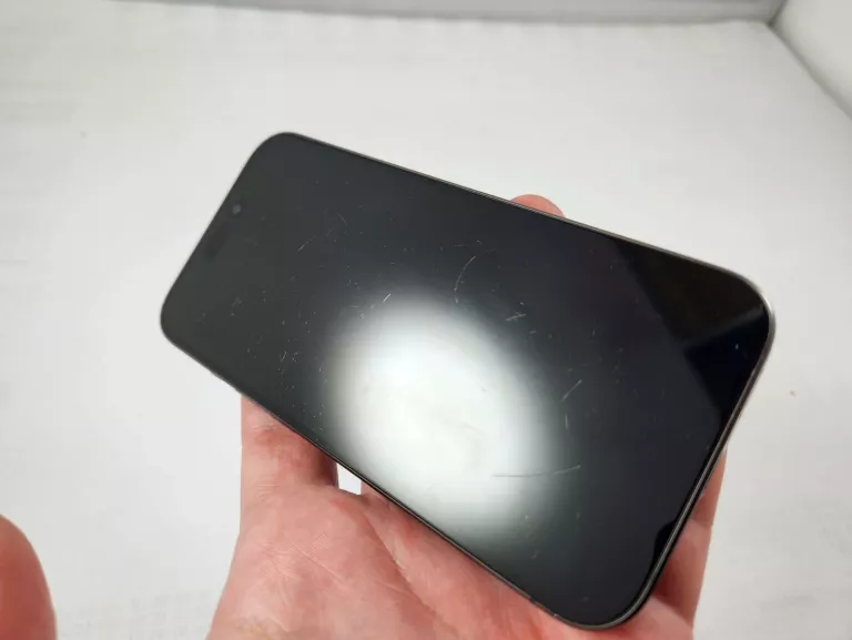 apple-iphone-15-pro-128gb-bateria-91-komunikacja-219-2