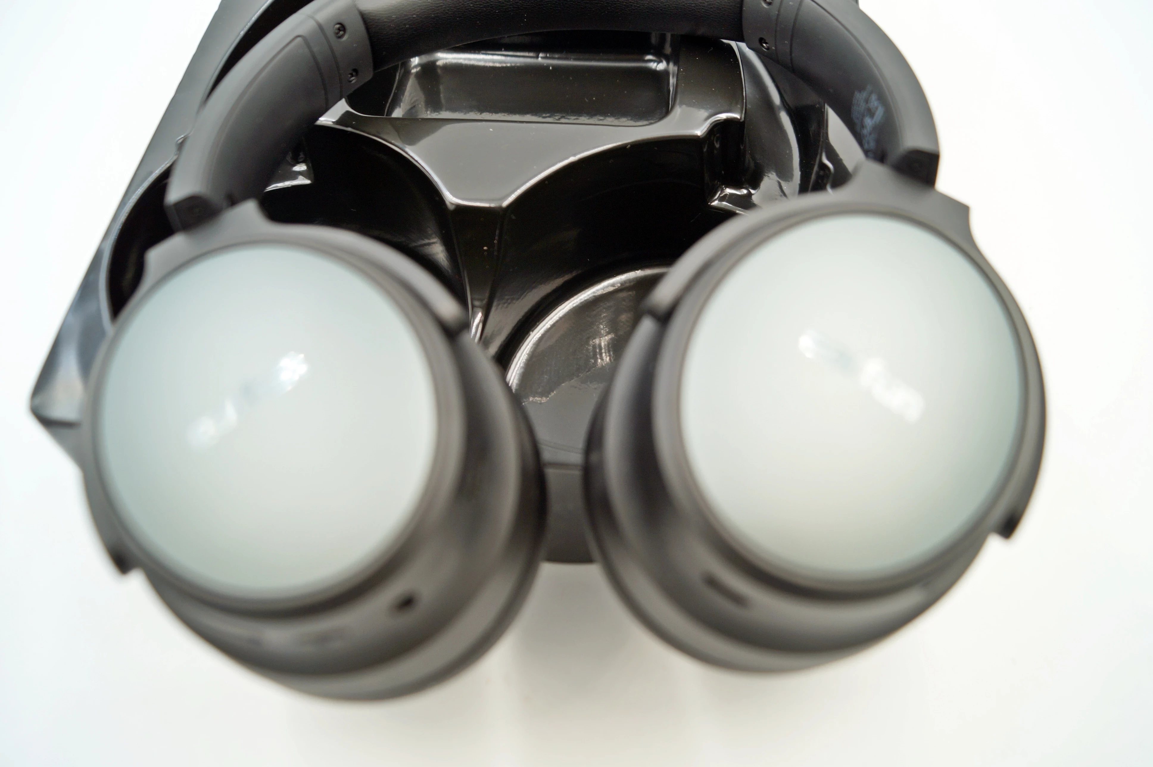 sluchawki-bezprzewodowe-wokoluszne-earfun-tune-pro-czarne-anc-120h-bt5-kolor-dominujacy-129357-3