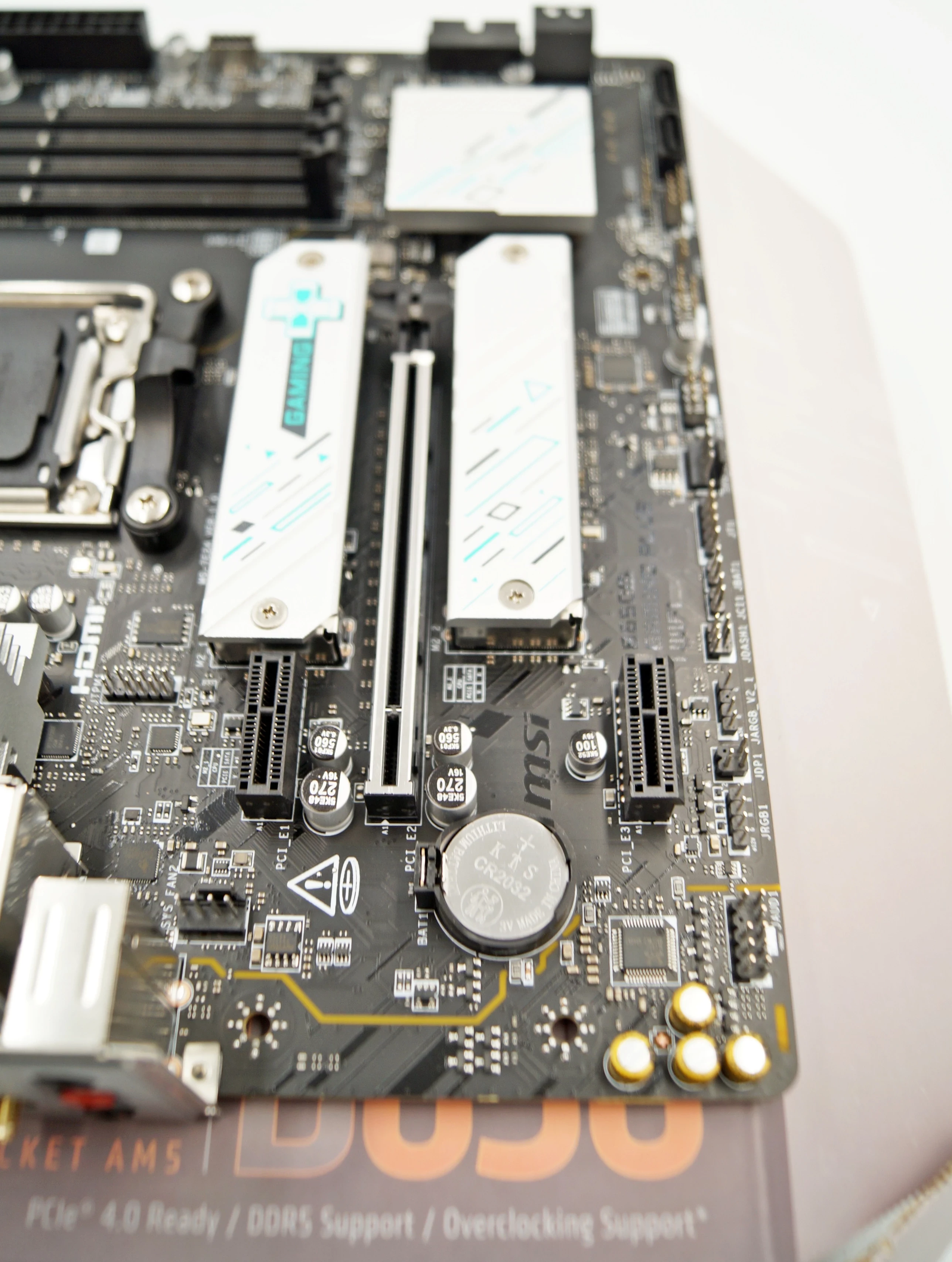 plyta-glowna-msi-b650m-gaming-plus-wifi-liczba-slotow-pamieci-ram-4