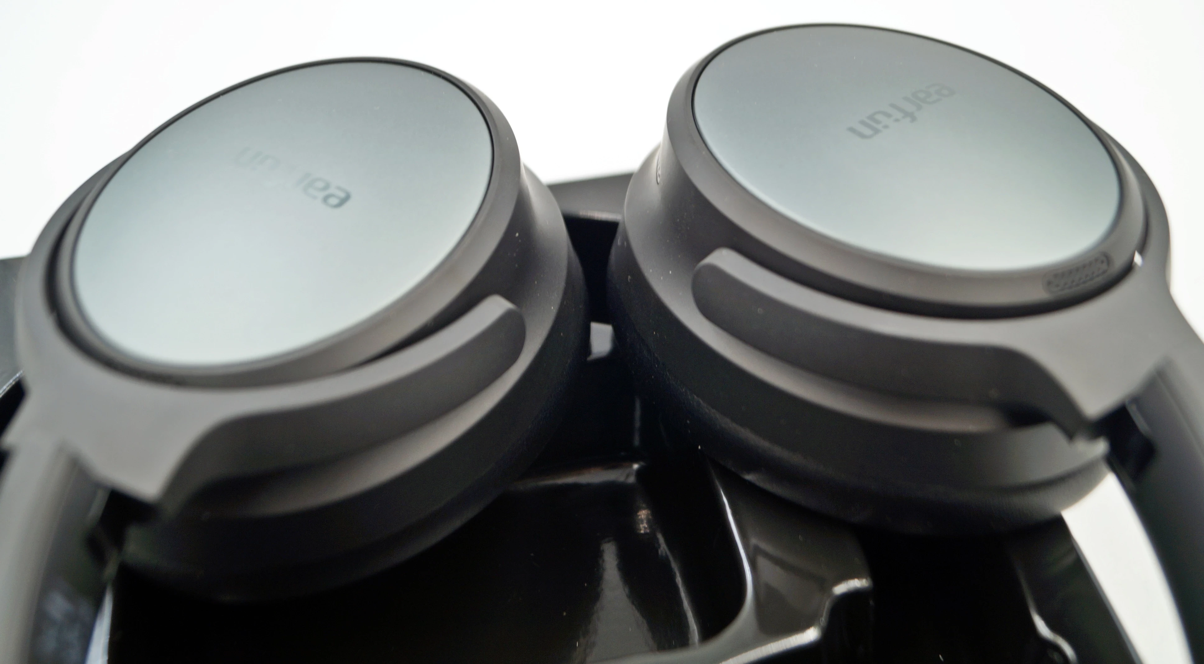 sluchawki-bezprzewodowe-wokoluszne-earfun-tune-pro-czarne-anc-120h-bt5-model-250439-1919956