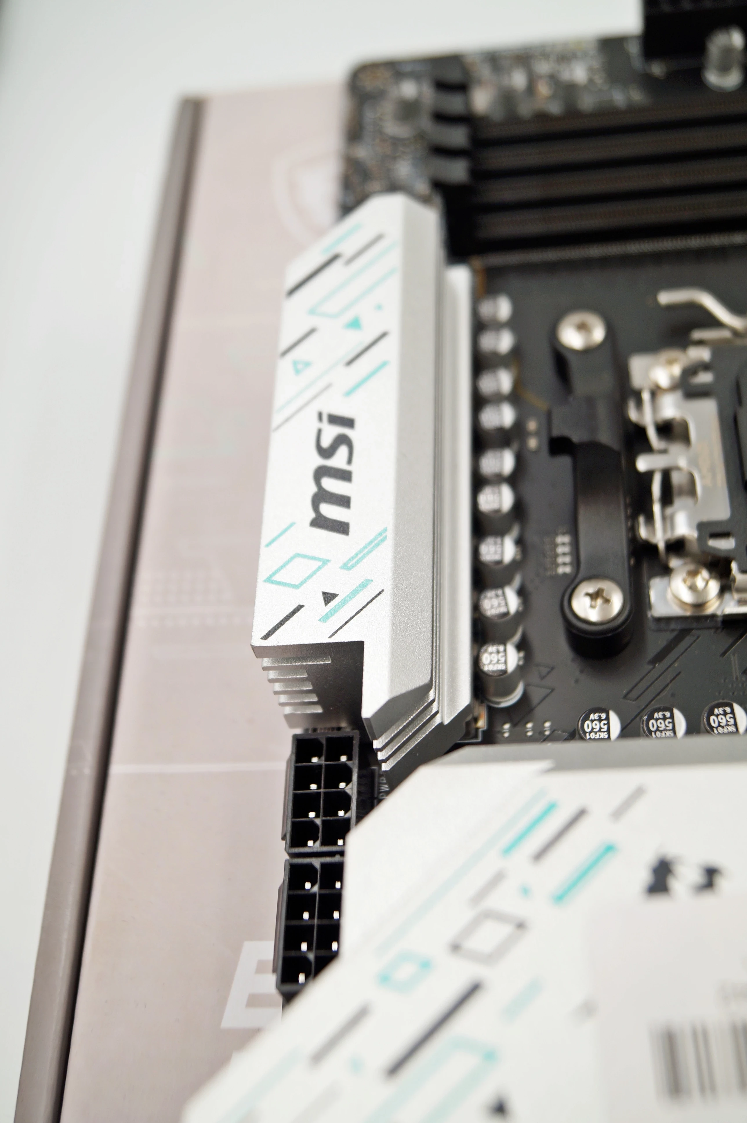 plyta-glowna-msi-b650m-gaming-plus-wifi-typ-obslugiwanej-pamieci-9021-1098500