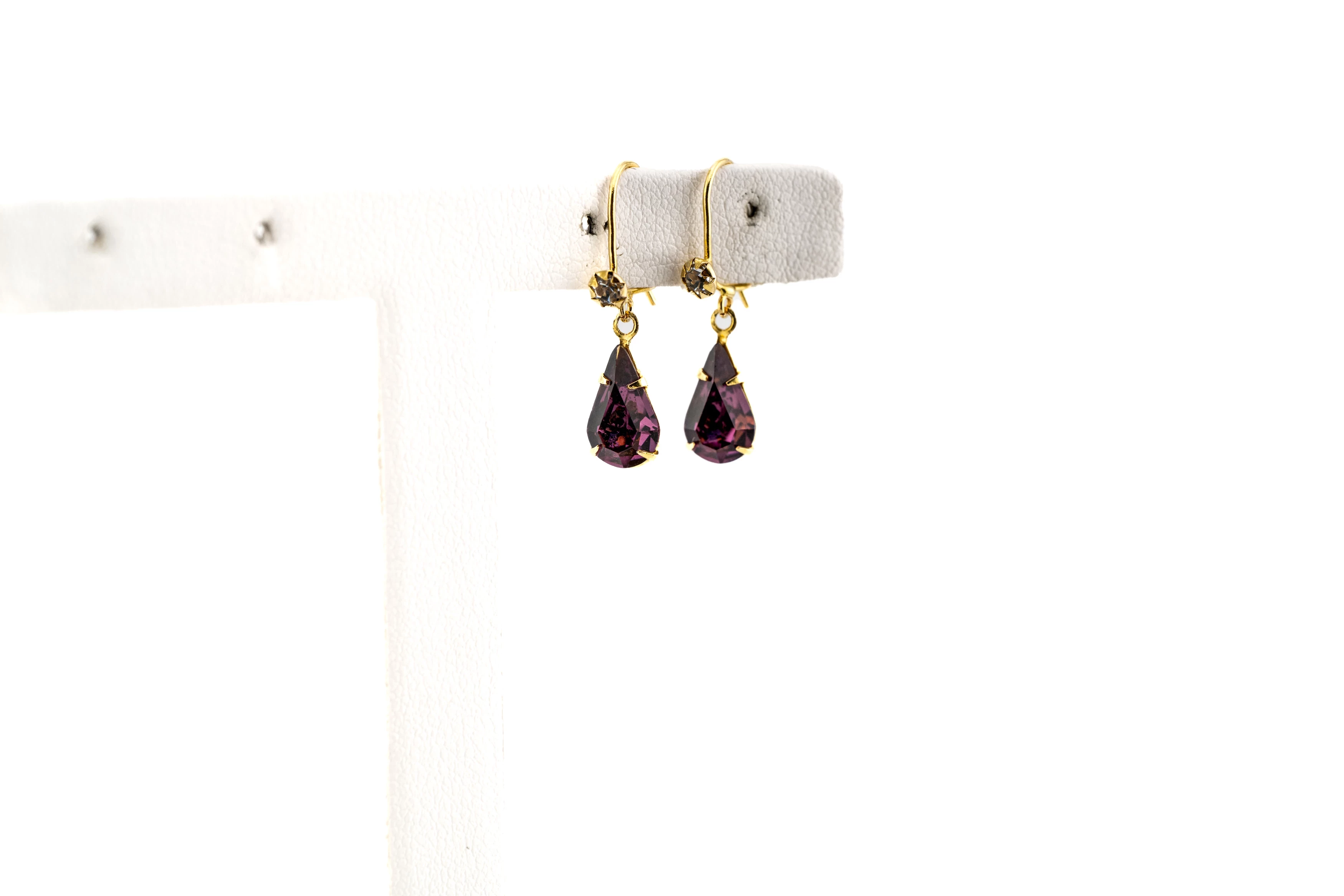 zc060-wyjatkowe-zlote-kolczyki-z-fioletowymi-cyrkoniami-lezkami-zloto-375-plac-3-maja-6-sj-luban-kamp