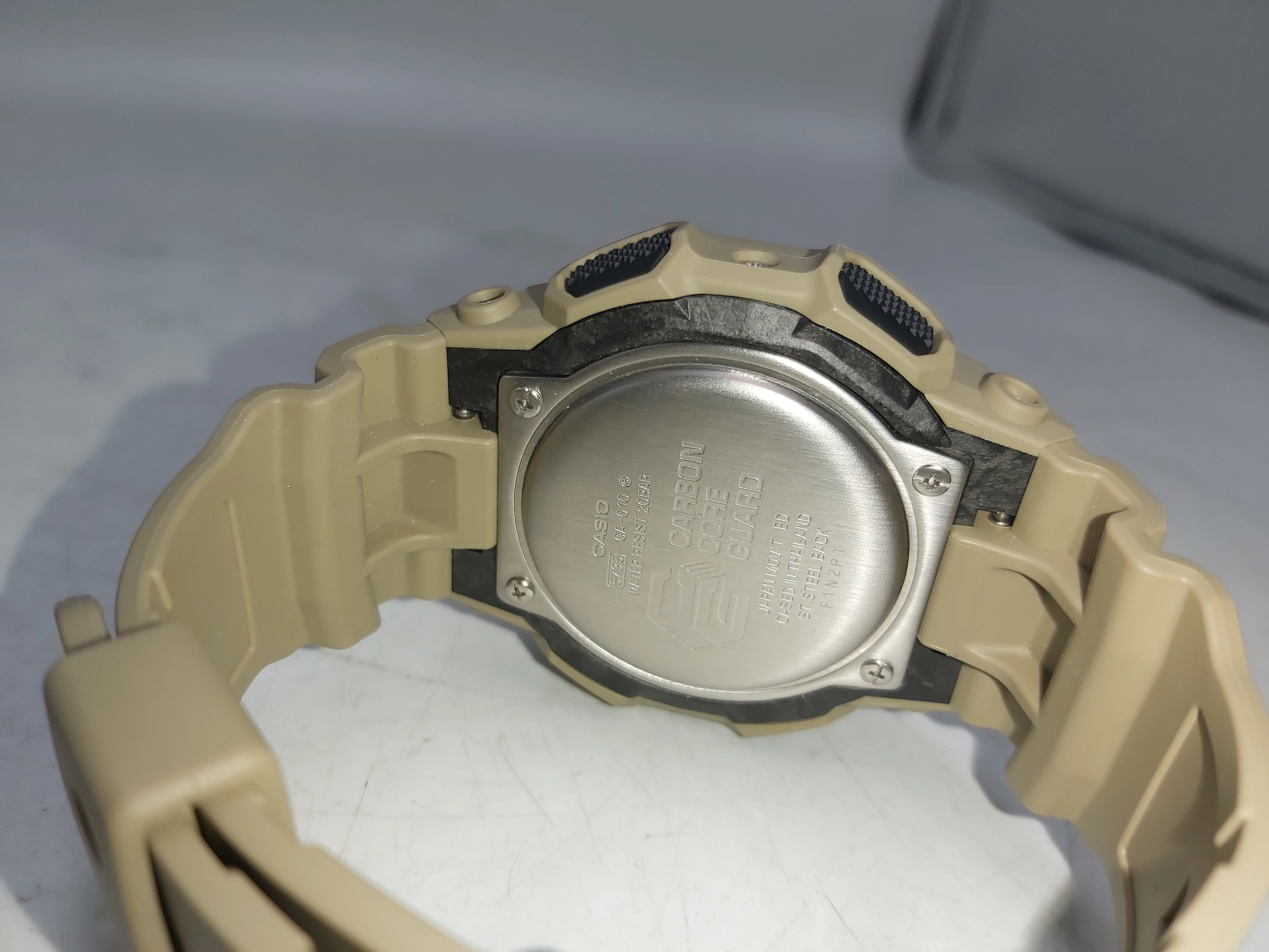 zegarek-casio-g-shock-ga-010-stan-11323-2