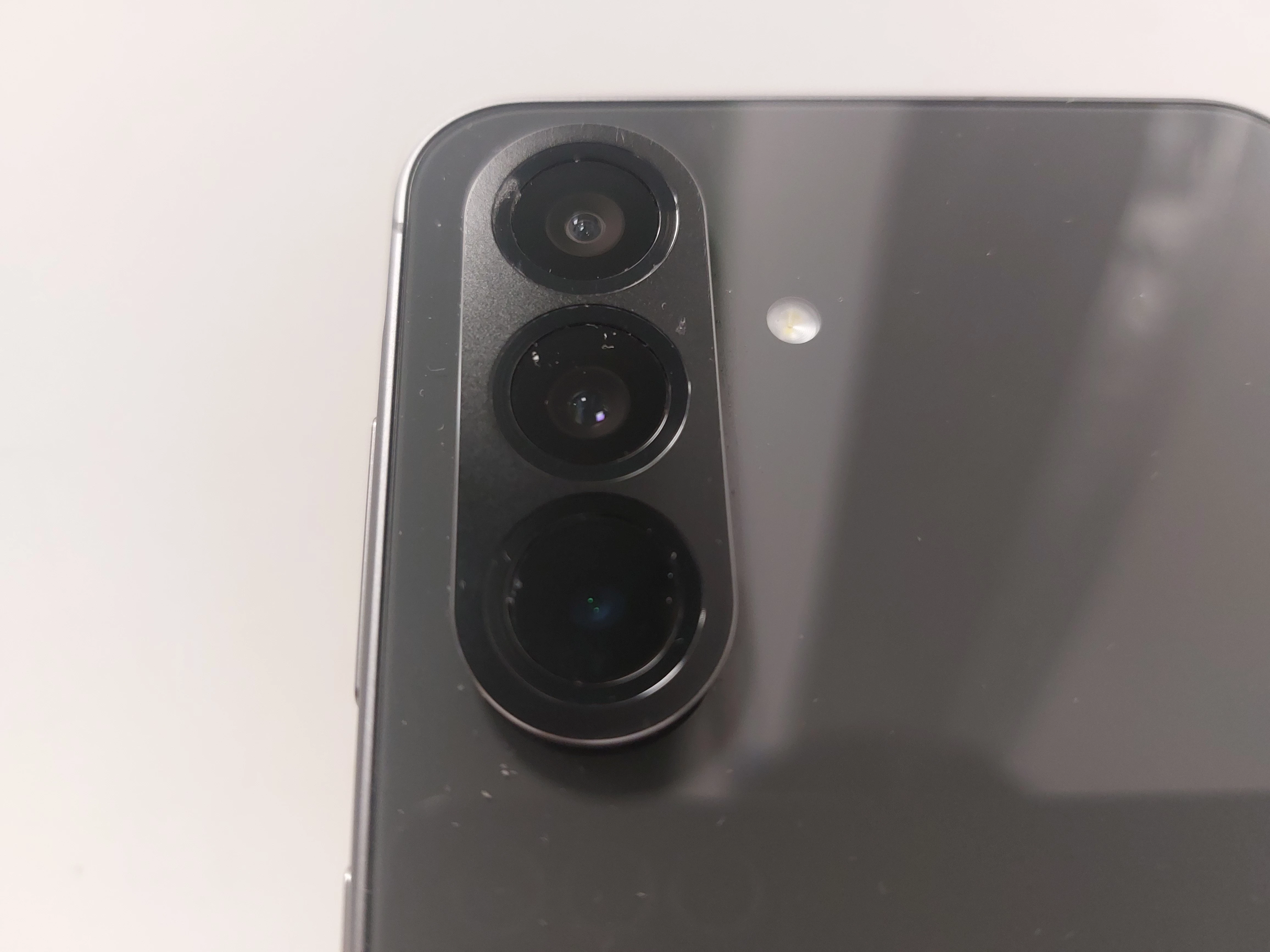 telefon-samsung-a56-8256-polecam-typ-202685-212929