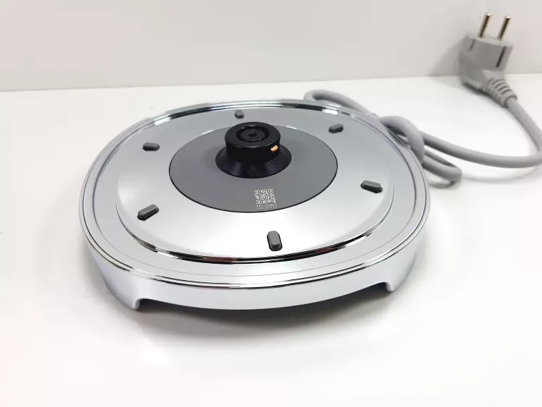 czajnik-elektryczny-smeg-klf03chmeu-szampanski-matowy-pojemnosc-1700