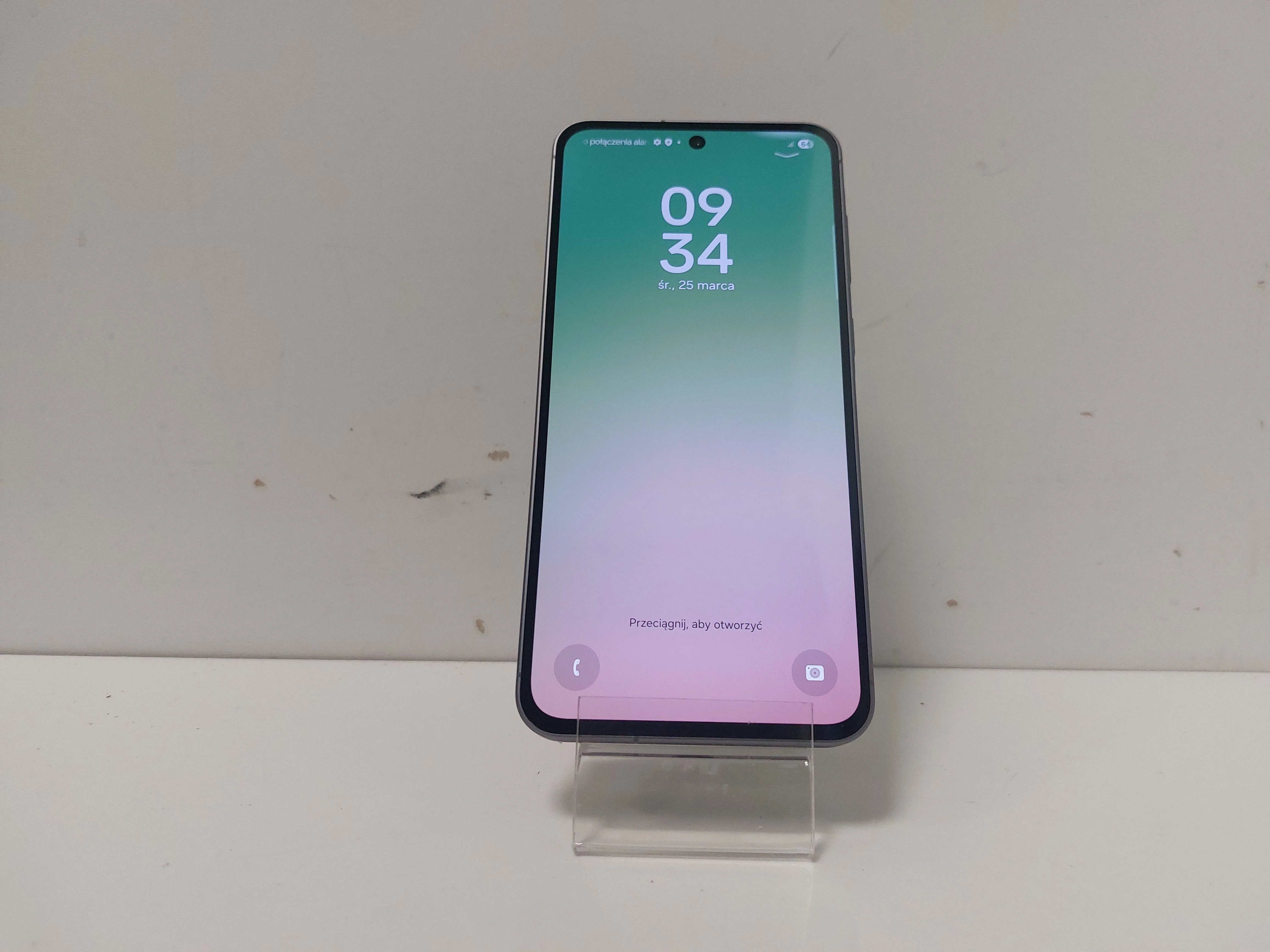 telefon-samsung-a56-8256-polecam-ean-gtin-8806095982823