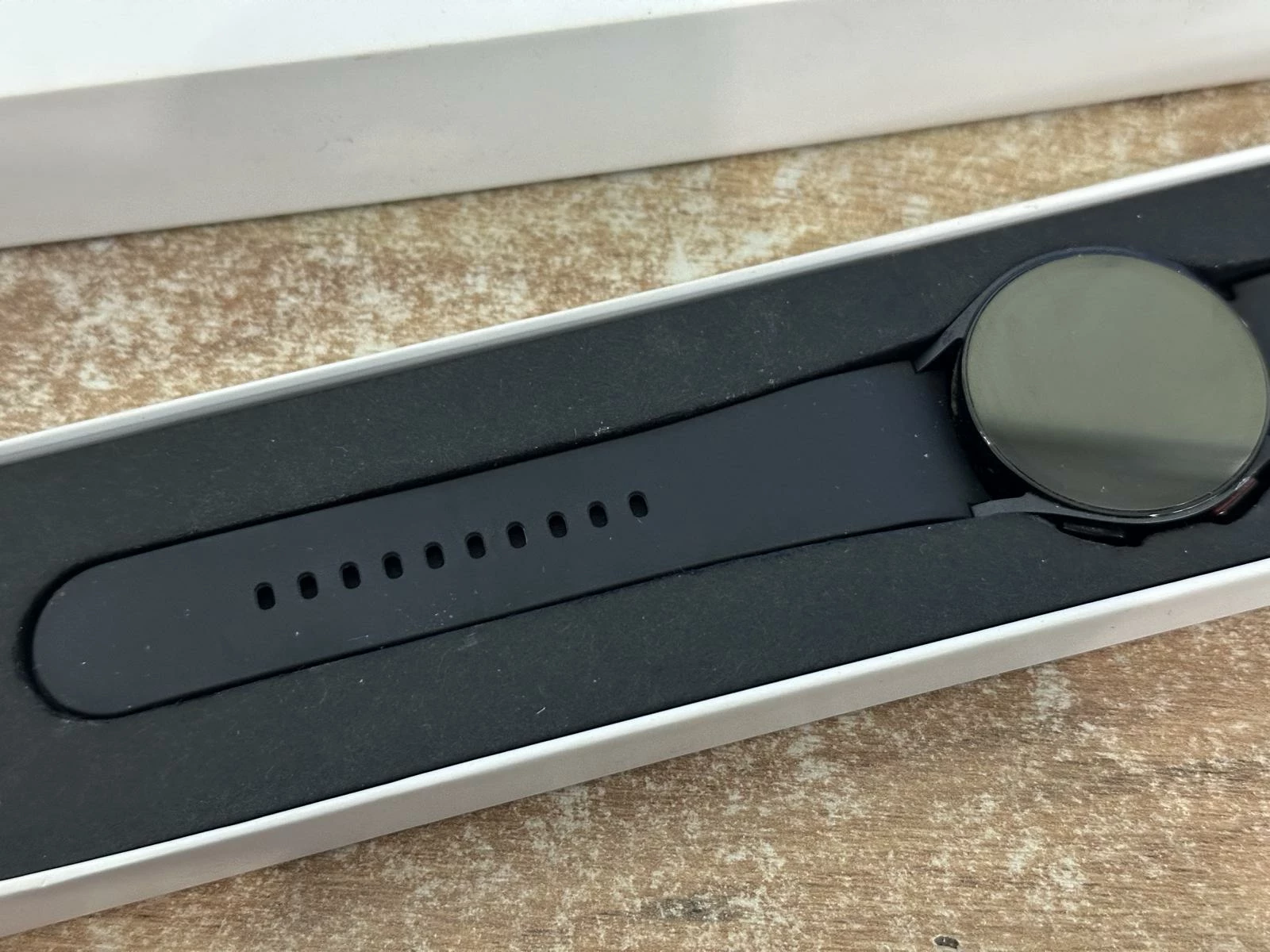 smartwatch-samsung-watch-6-40mm-karton-stan-11323-2