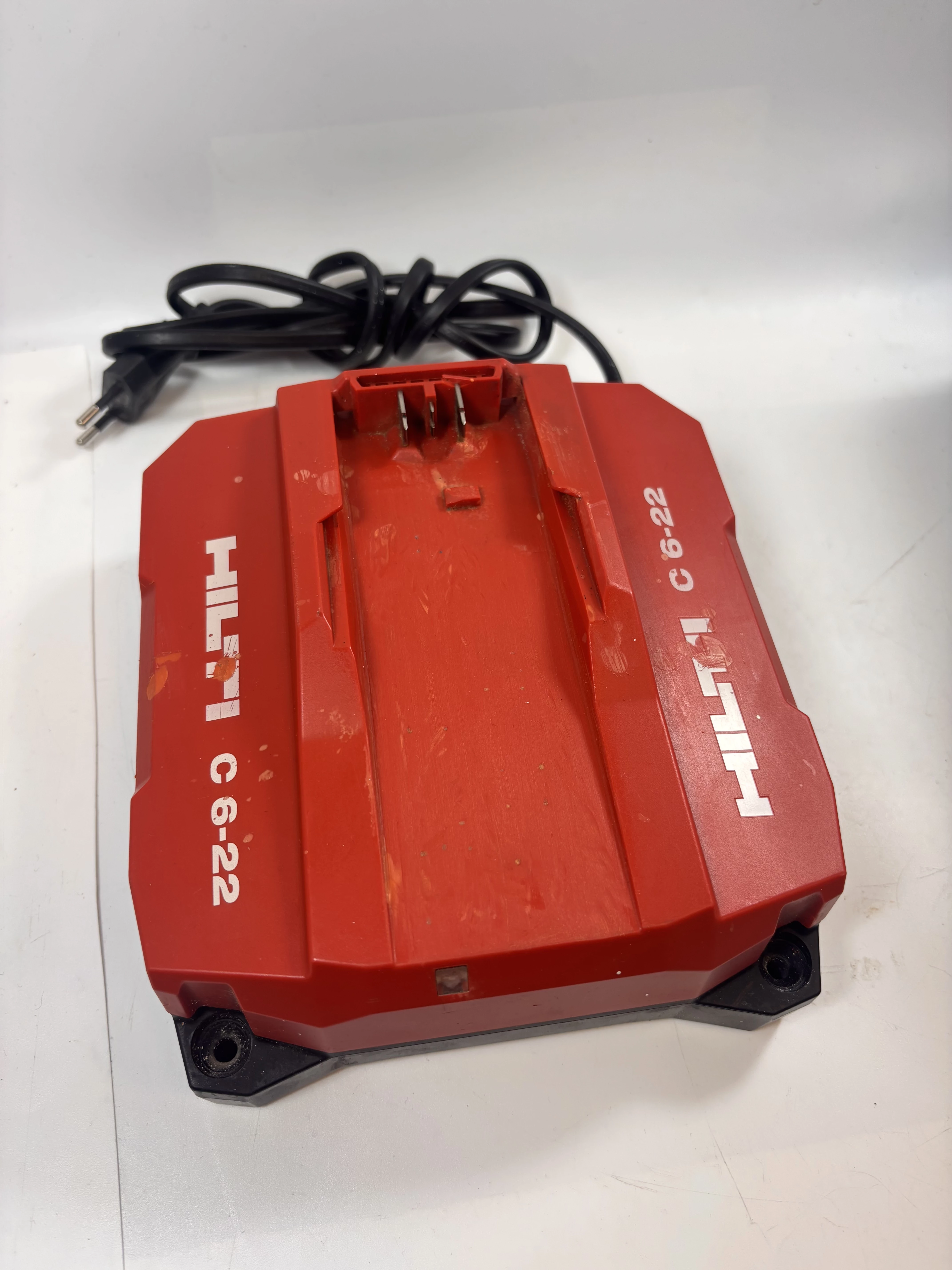 ladowarka-hilti-c-6-22-wyszynskiego-24-tczew