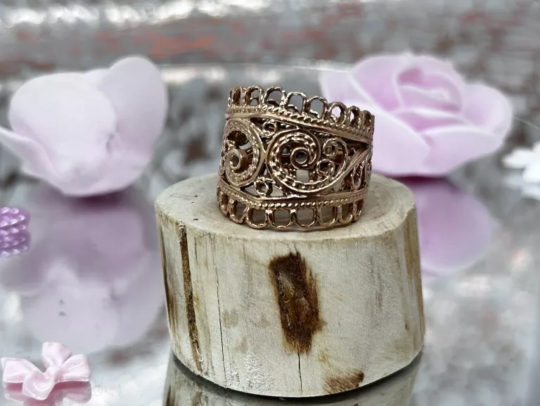 piekny-zloty-pierscionek-tysiaclecia-17b-oswiecim