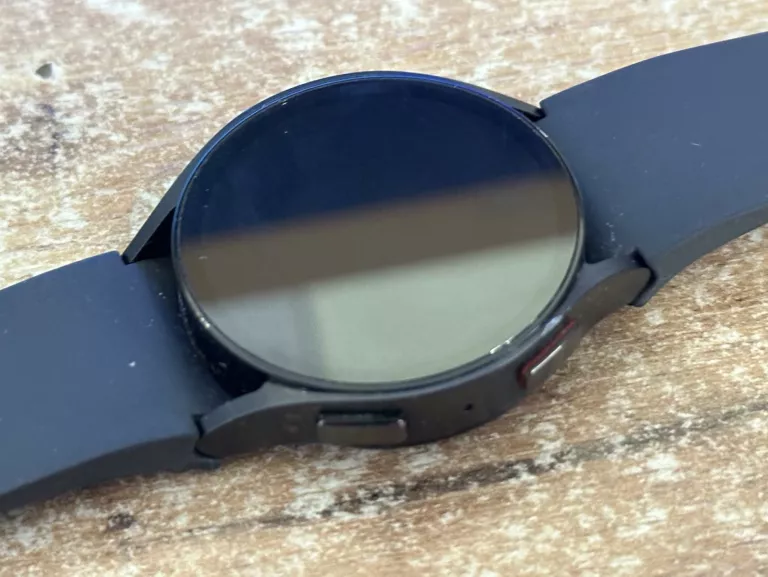 smartwatch-samsung-watch-6-40mm-karton-rodzaj-231461-360429