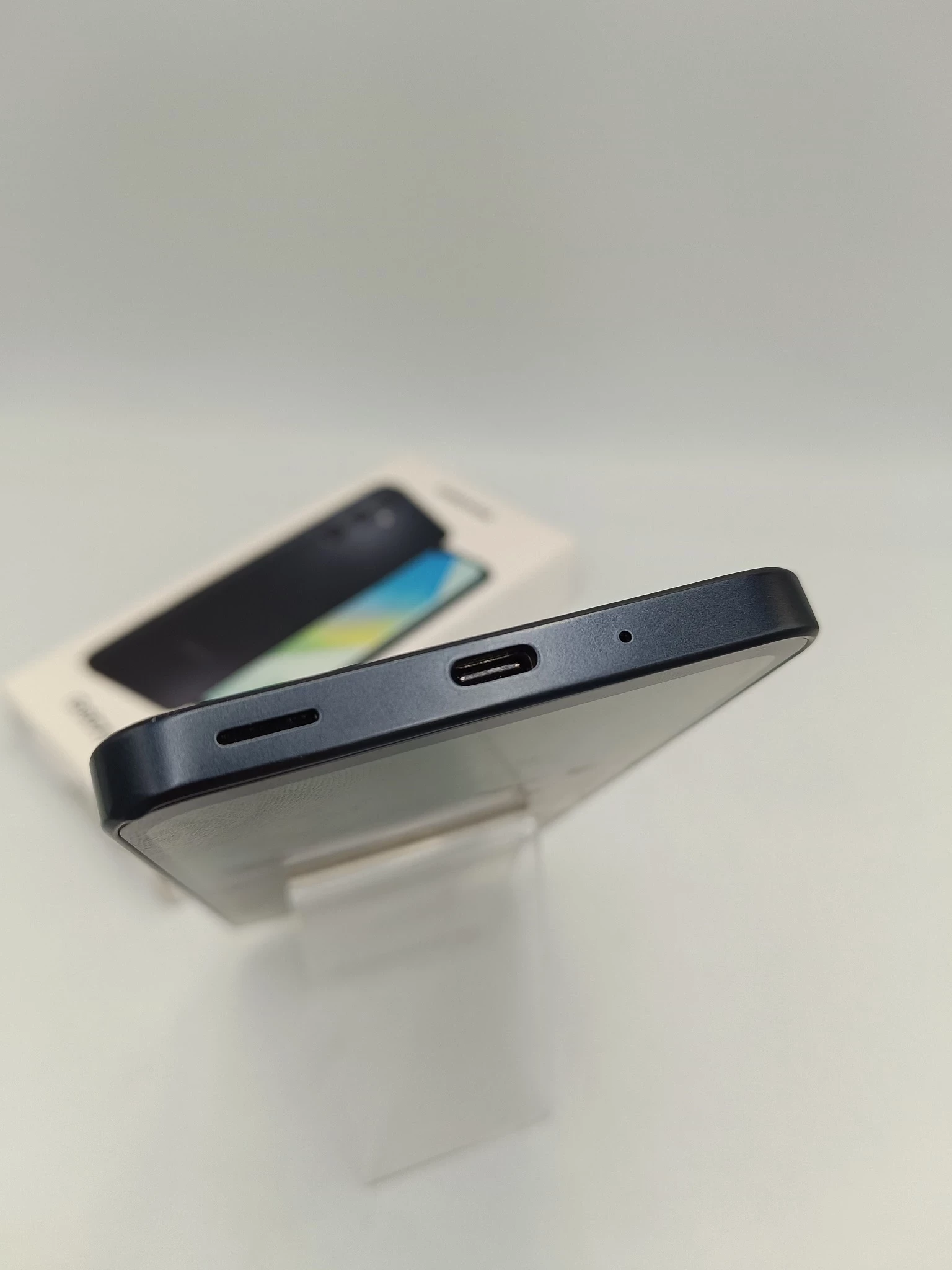 telefon-samsung-galaxy-a16-4128gb-czarny-typ-202685-212929