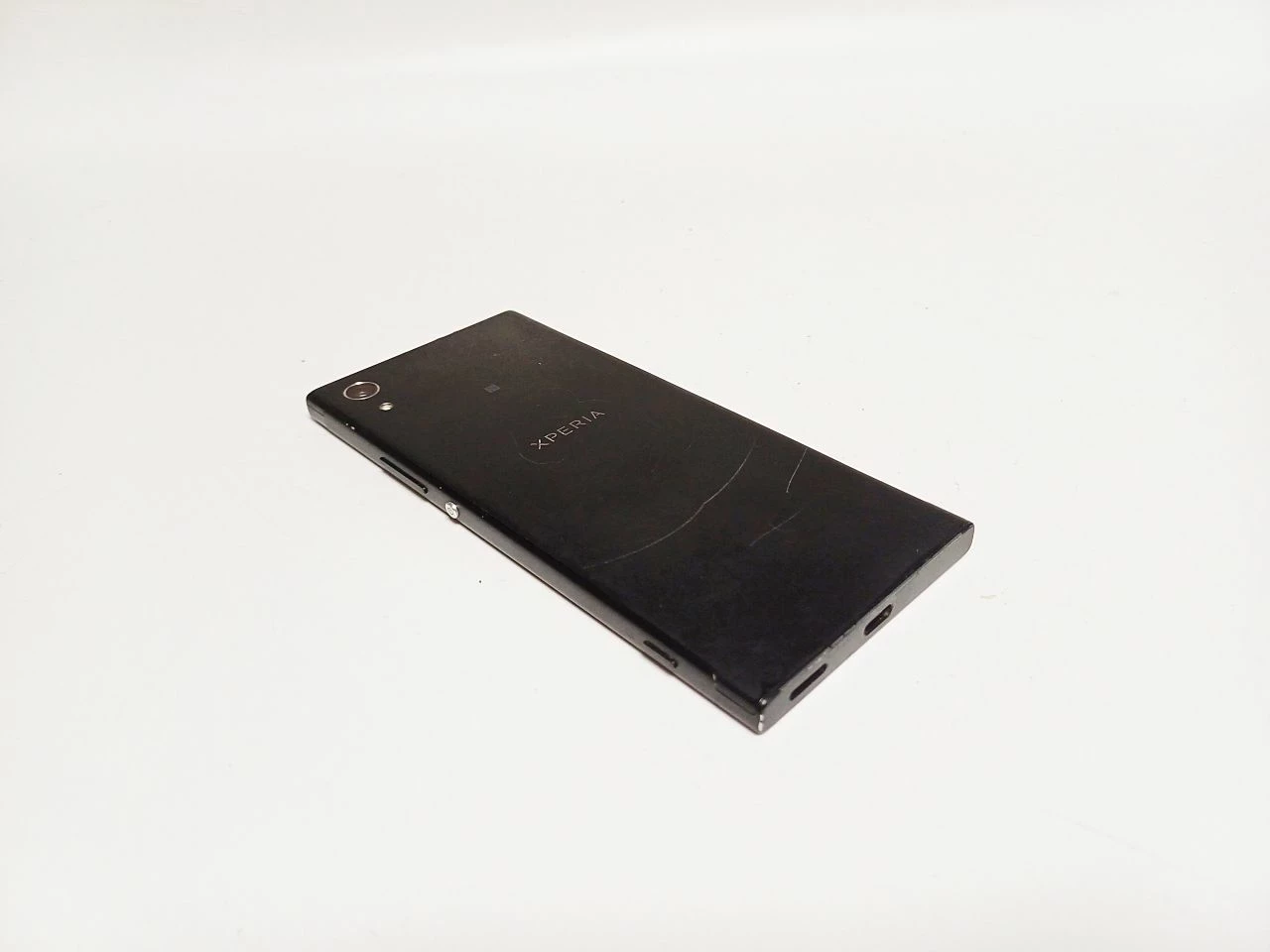 telefon-sony-xa1-3gb32gb-system-operacyjny-4388-1