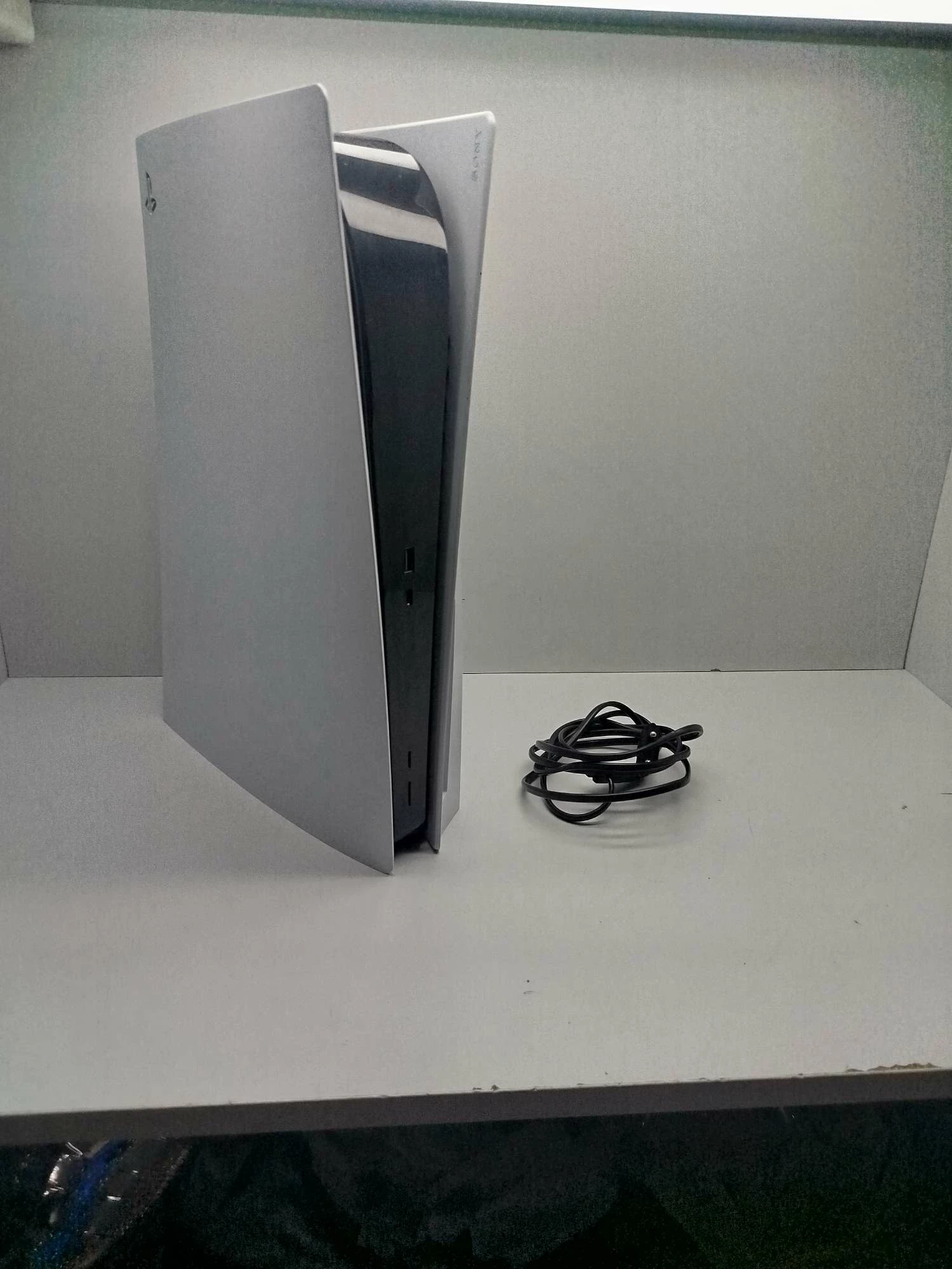 konsola-ps5-cfi-1015a-3-maja-9-lipno