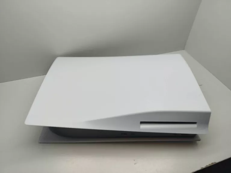 konsola-ps5-cfi-1015a-stan-11323-2