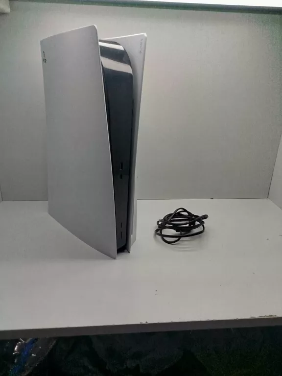 konsola-ps5-cfi-1015a-3-maja-9-lipno