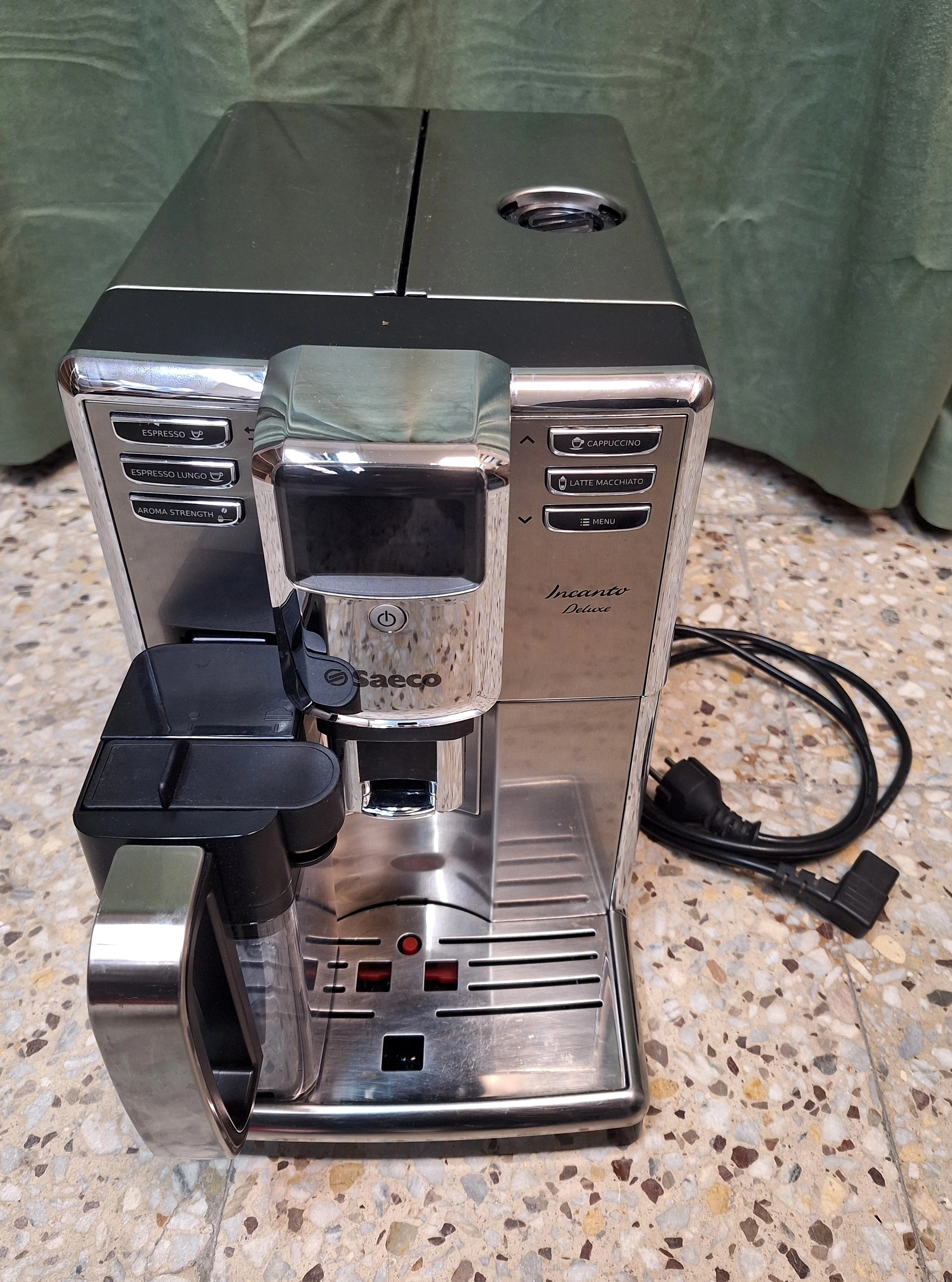 ekspres-saeco-deluxe-hd6921-wojewodzka-2-kielce