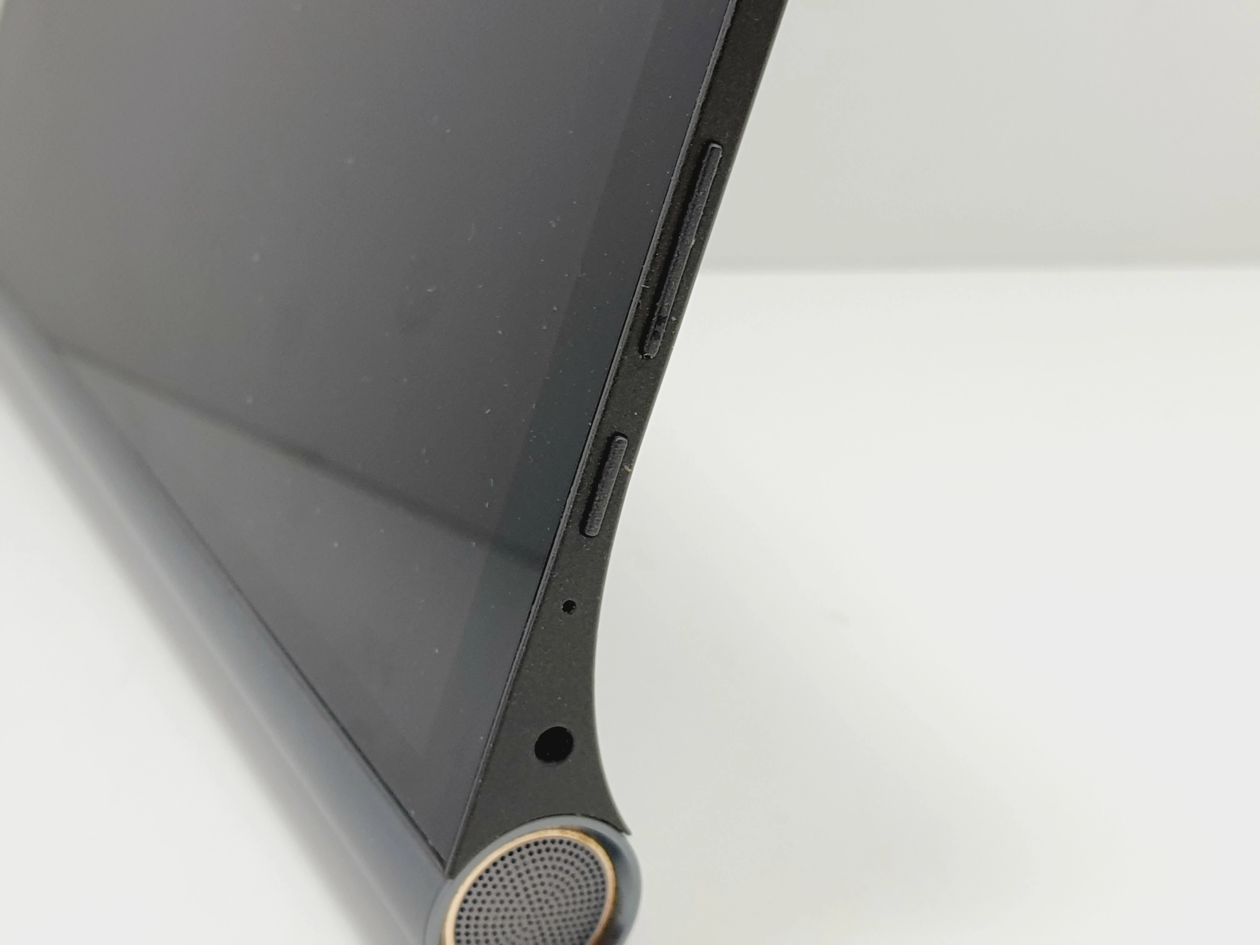 tablet-lenovo-yoga-smart-tab-yt-x705l-101-4-gb-64-gb-system-operacyjny-16332-1