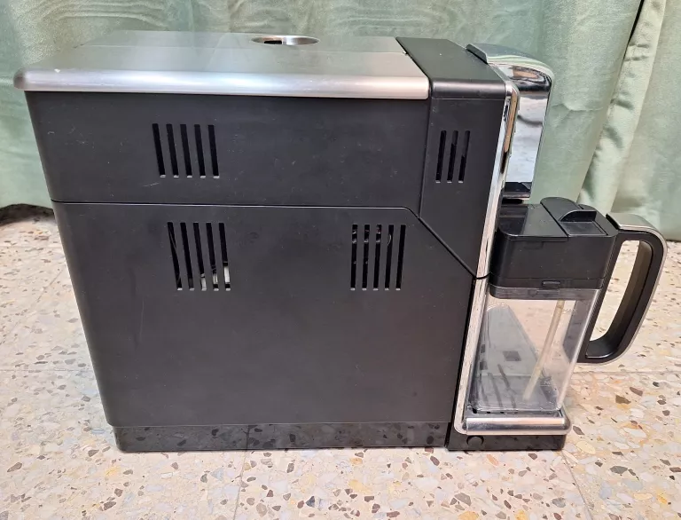 ekspres-saeco-deluxe-hd6921-kolor-dominujacy-129357-3