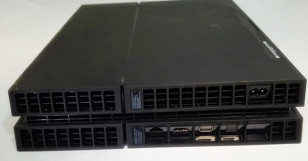 konsola-ps4-cuh-1215a-1-pad-okablowanie-500gb-at-opis-wersja-130590-1