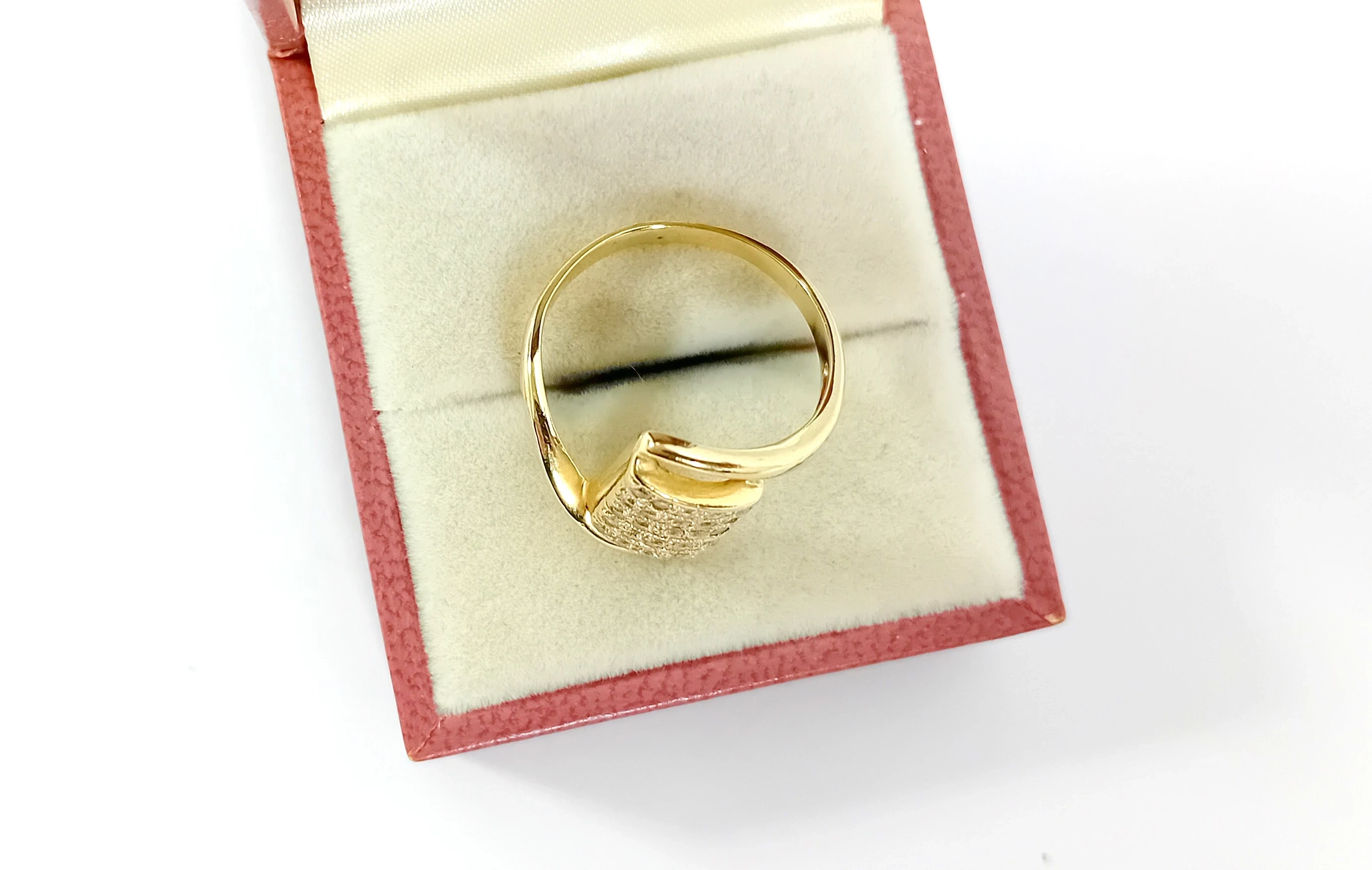 zjawiskowy-zloty-pierscionek-pr-585-r18-cudo-tysiaclecia-2a-nowe-miasto-lubawskie