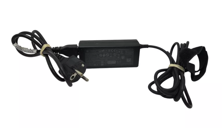 laptop-hp-pavilion-15-cc502nw-i5-7200u-8gb-1tb-hdd-stan-11323-2