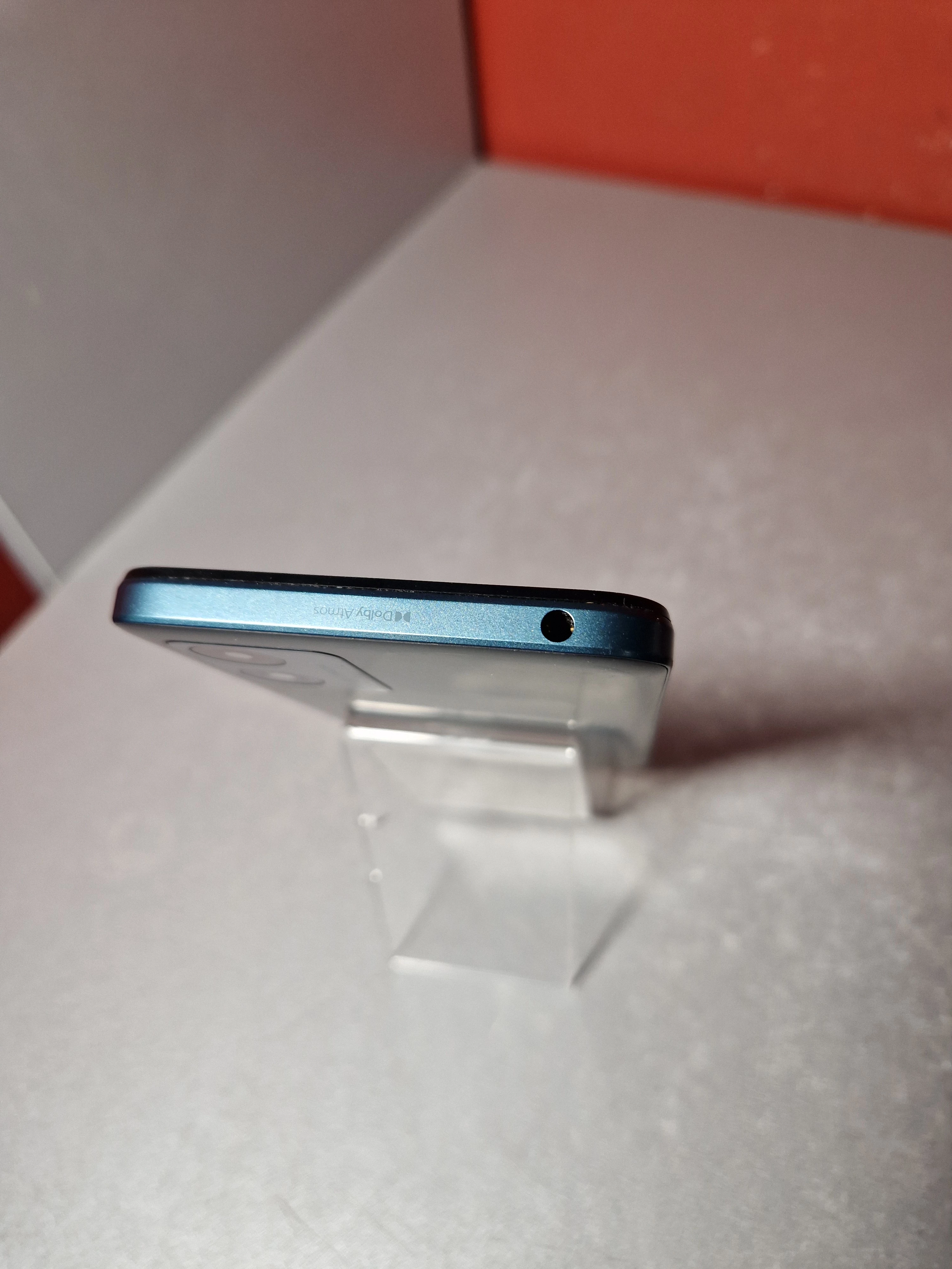 telefon-motorola-e-13-64-gb-kod-producenta-paxt0020pl