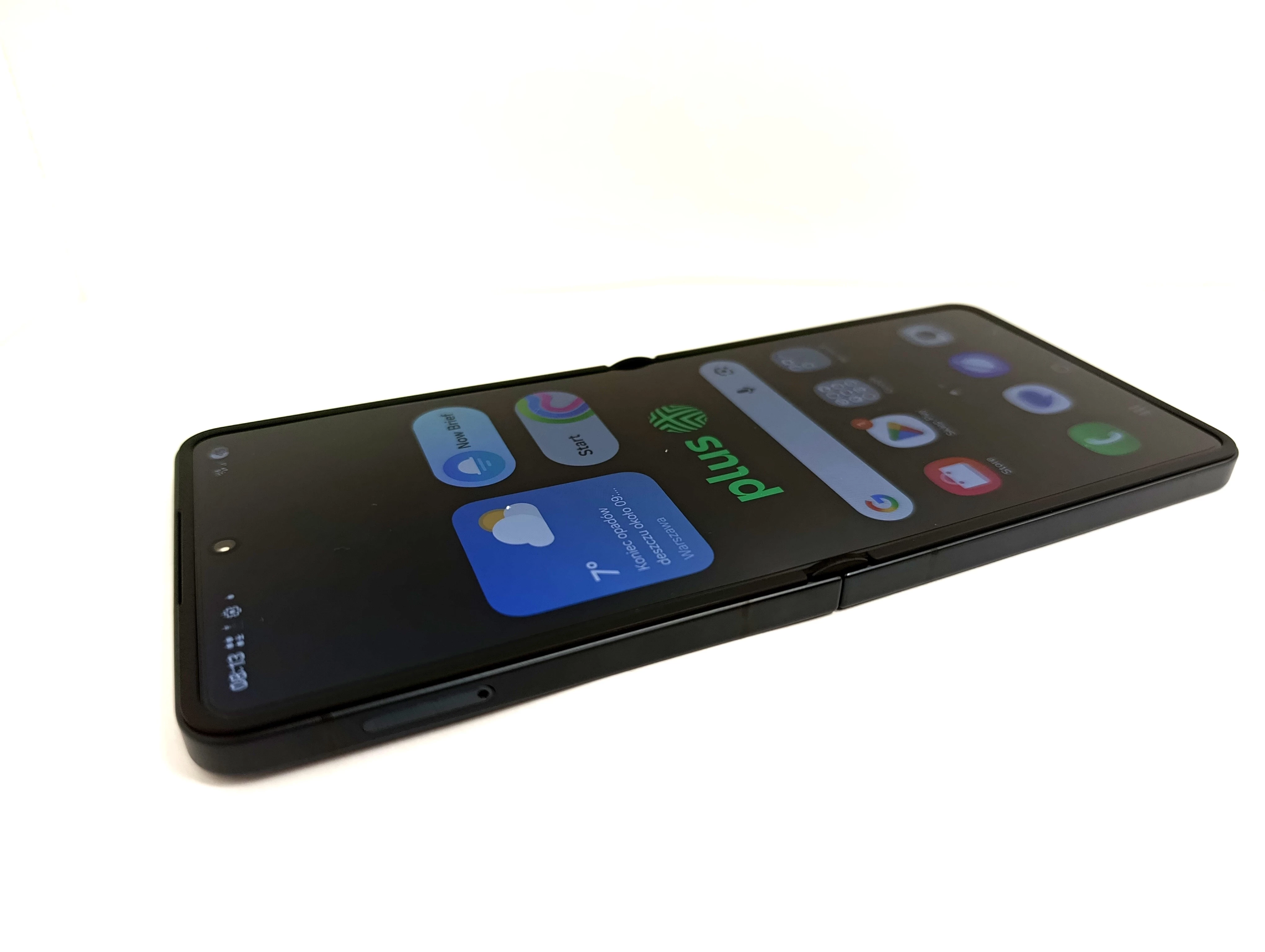 telefon-samsung-galaxy-z-flip7-12256gb-system-operacyjny-4388-1