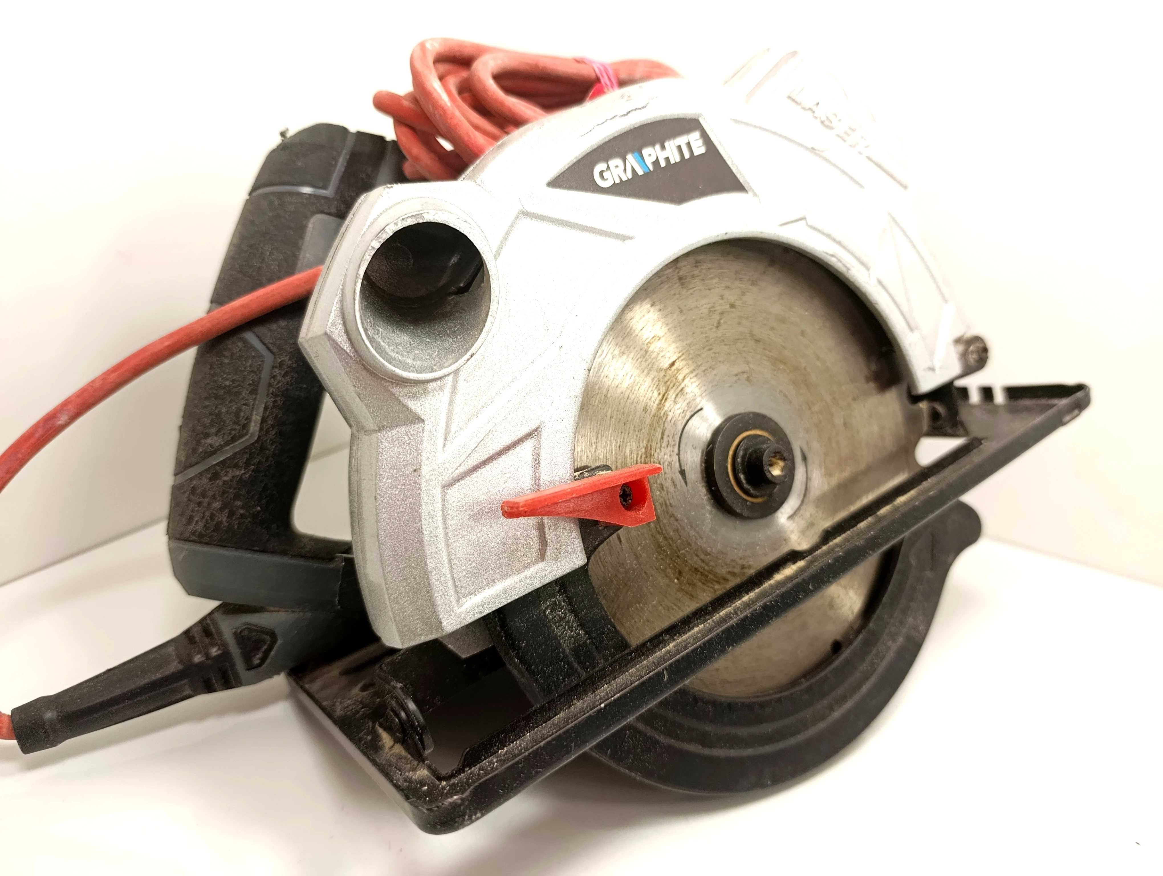 pilarka-tarczowa-graphite-58g492-seria-58g492