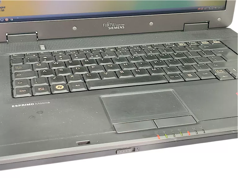 laptop-fujitsu-siemens-esprimo-mobile-v5545-torba-lad-przekatna-ekranu-154